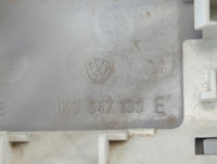 2016-2020 Volkswagen Passat Overhead Roof Console - Oemusedautoparts1.com