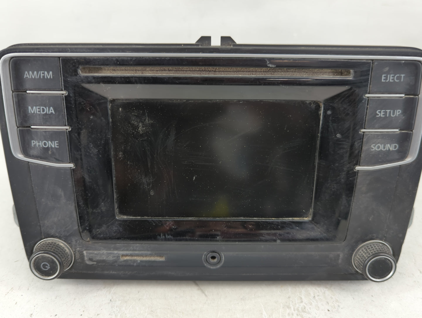 2016 Volkswagen Passat Radio AM FM Cd Player Receiver Replacement P/N:561 035 150 Fits Fits 2013 2014 2015 2017 OEM Used Aut