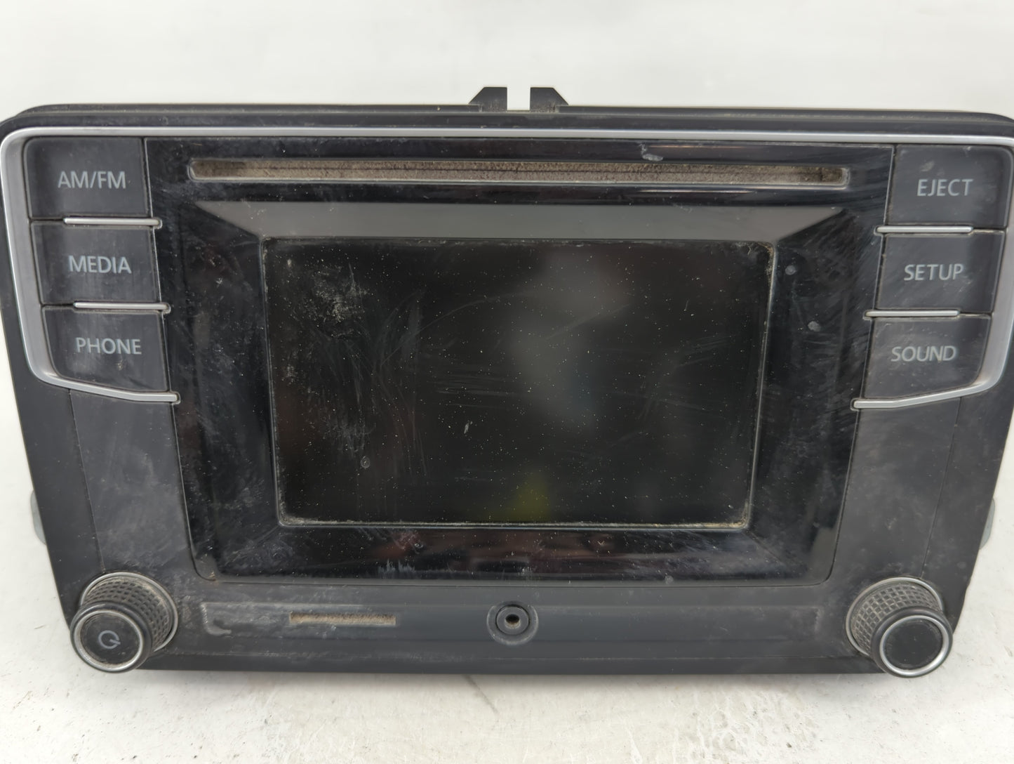 2016 Volkswagen Passat Radio AM FM Cd Player Receiver Replacement P/N:561 035 150 Fits Fits 2013 2014 2015 2017 OEM Used Aut