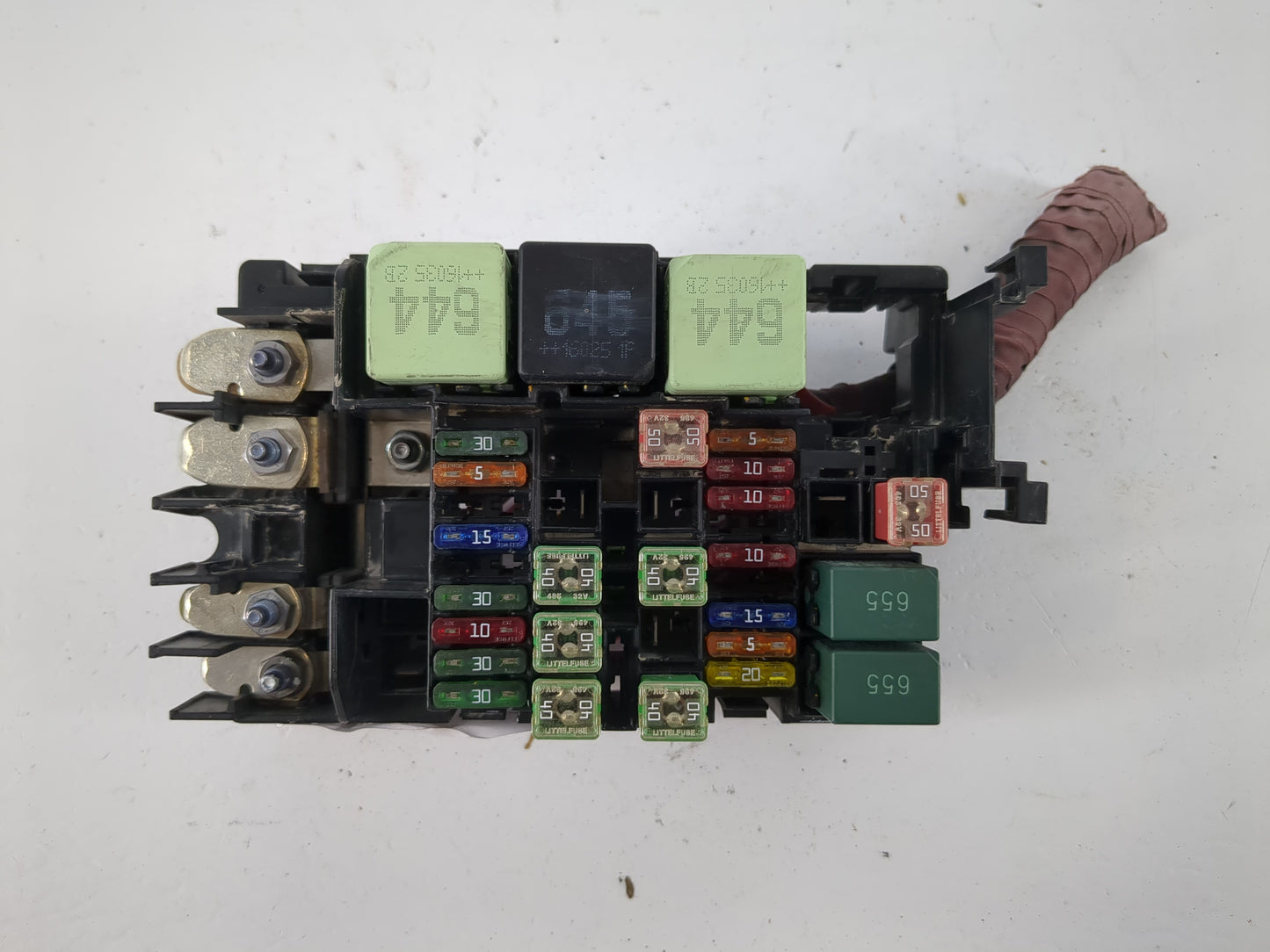 2012-2020 Volkswagen Passat Fusebox Fuse Box Panel Relay Module P/N:5C0 937 819 L Fits OEM Used Auto Parts - Oemusedautopart