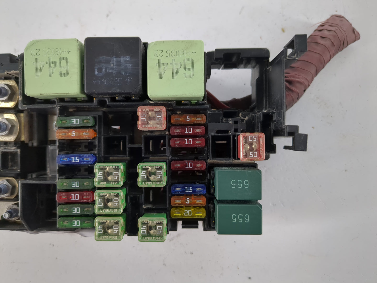 2012-2020 Volkswagen Passat Fusebox Fuse Box Panel Relay Module P/N:5C0 937 819 L Fits OEM Used Auto Parts - Oemusedautopart