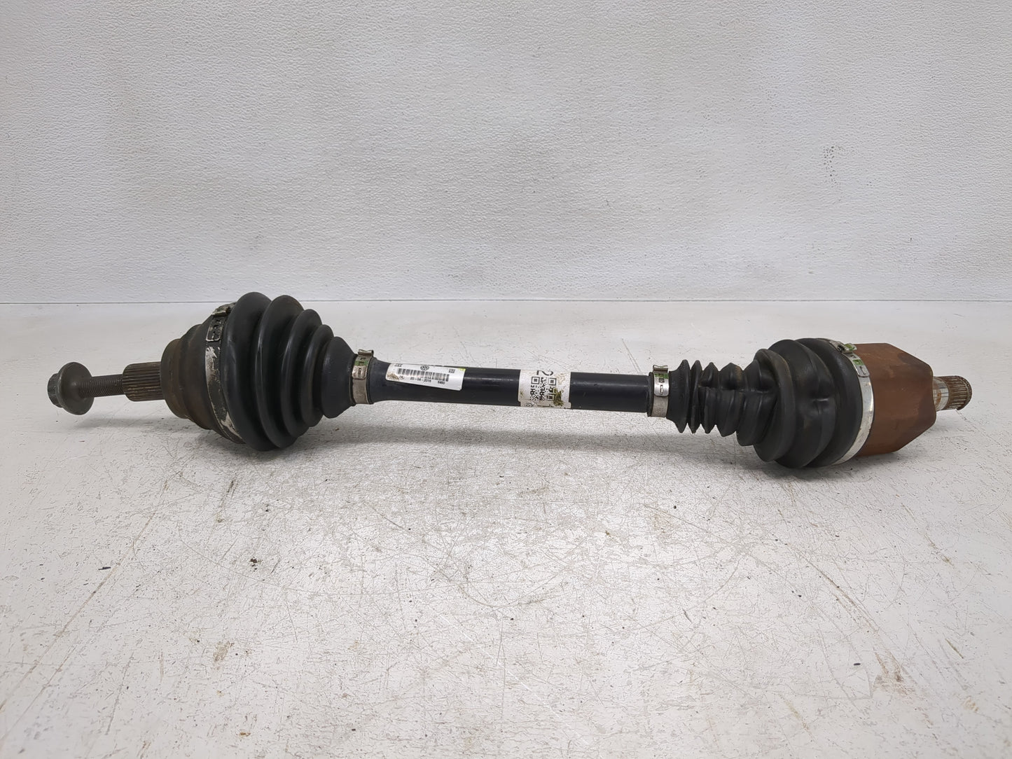2014-2020 Volkswagen Passat Axle Shaft Front Driver Cv C/v - Oemusedautoparts1.com