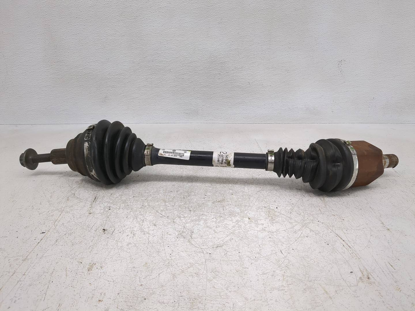 2014-2020 Volkswagen Passat Axle Shaft Front Driver Cv C/v 1119962 - Oemusedautoparts1.com