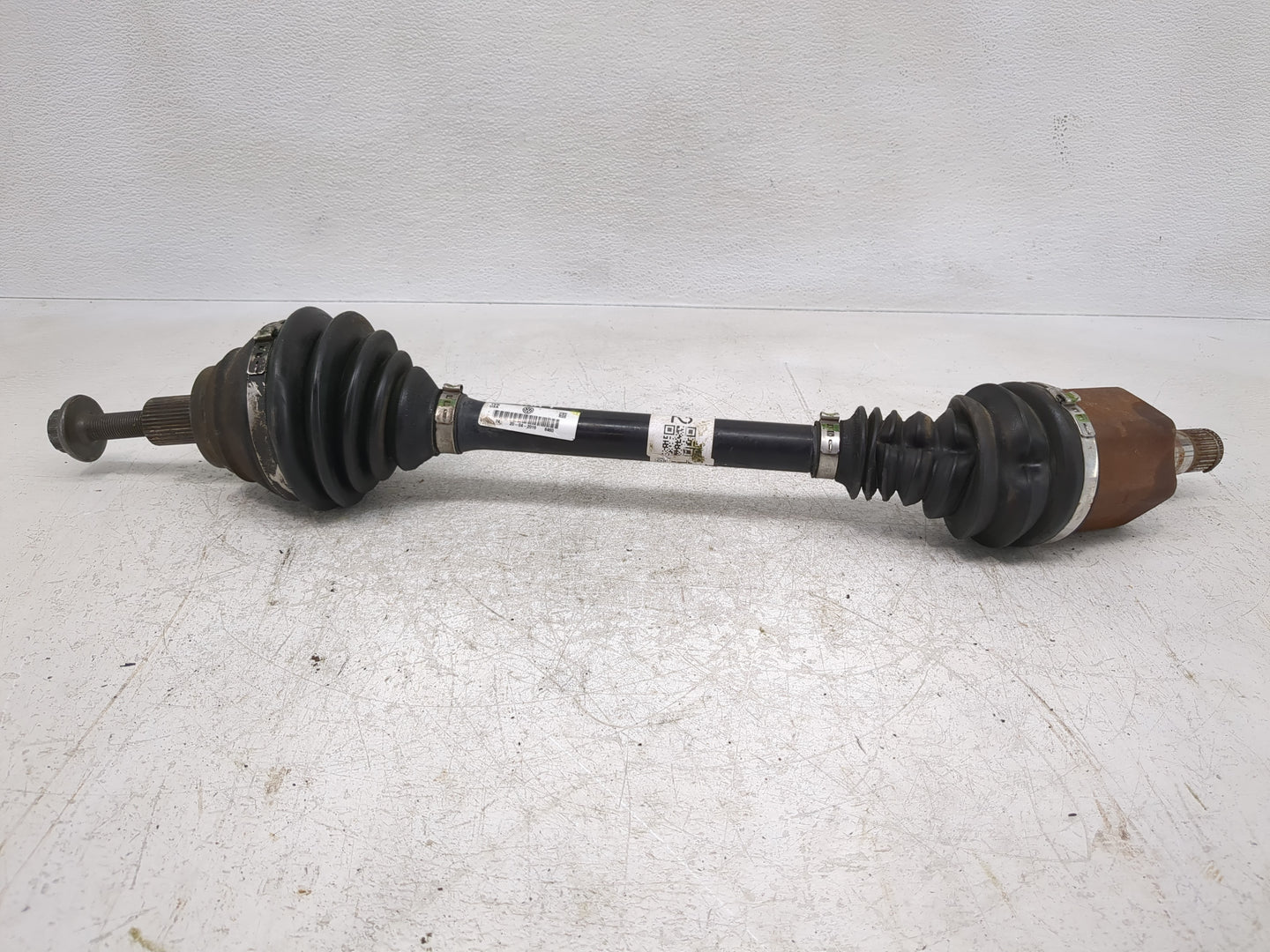 2014-2020 Volkswagen Passat Axle Shaft Front Driver Cv C/v 1119962 - Oemusedautoparts1.com