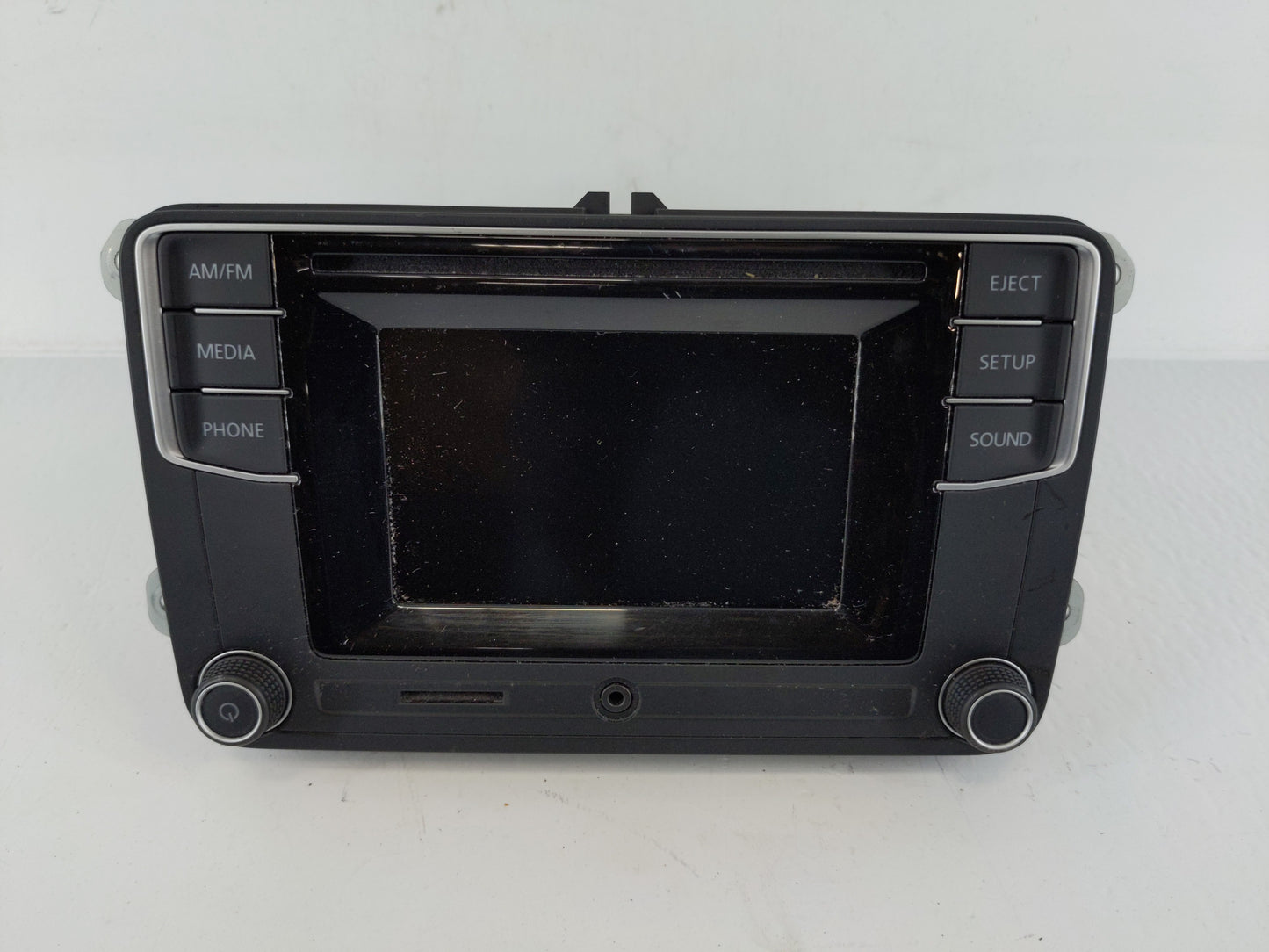 2016 Volkswagen Passat Radio AM FM Cd Player Receiver Replacement P/N:561 035 150 Fits Fits 2013 2014 2015 2017 OEM Used Aut