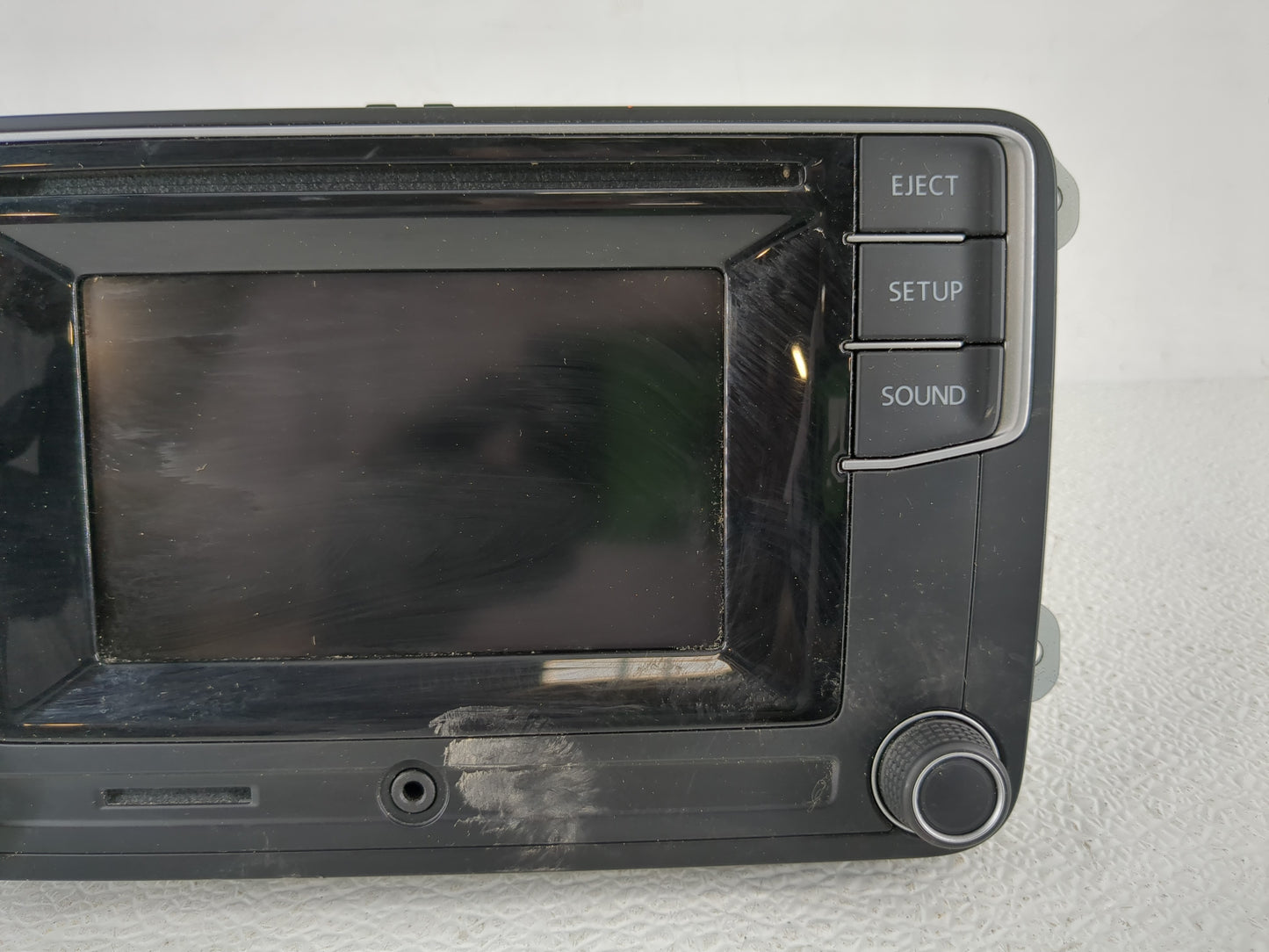 2016 Volkswagen Passat Radio AM FM Cd Player Receiver Replacement P/N:561 035 150 Fits Fits 2013 2014 2015 2017 OEM Used Aut