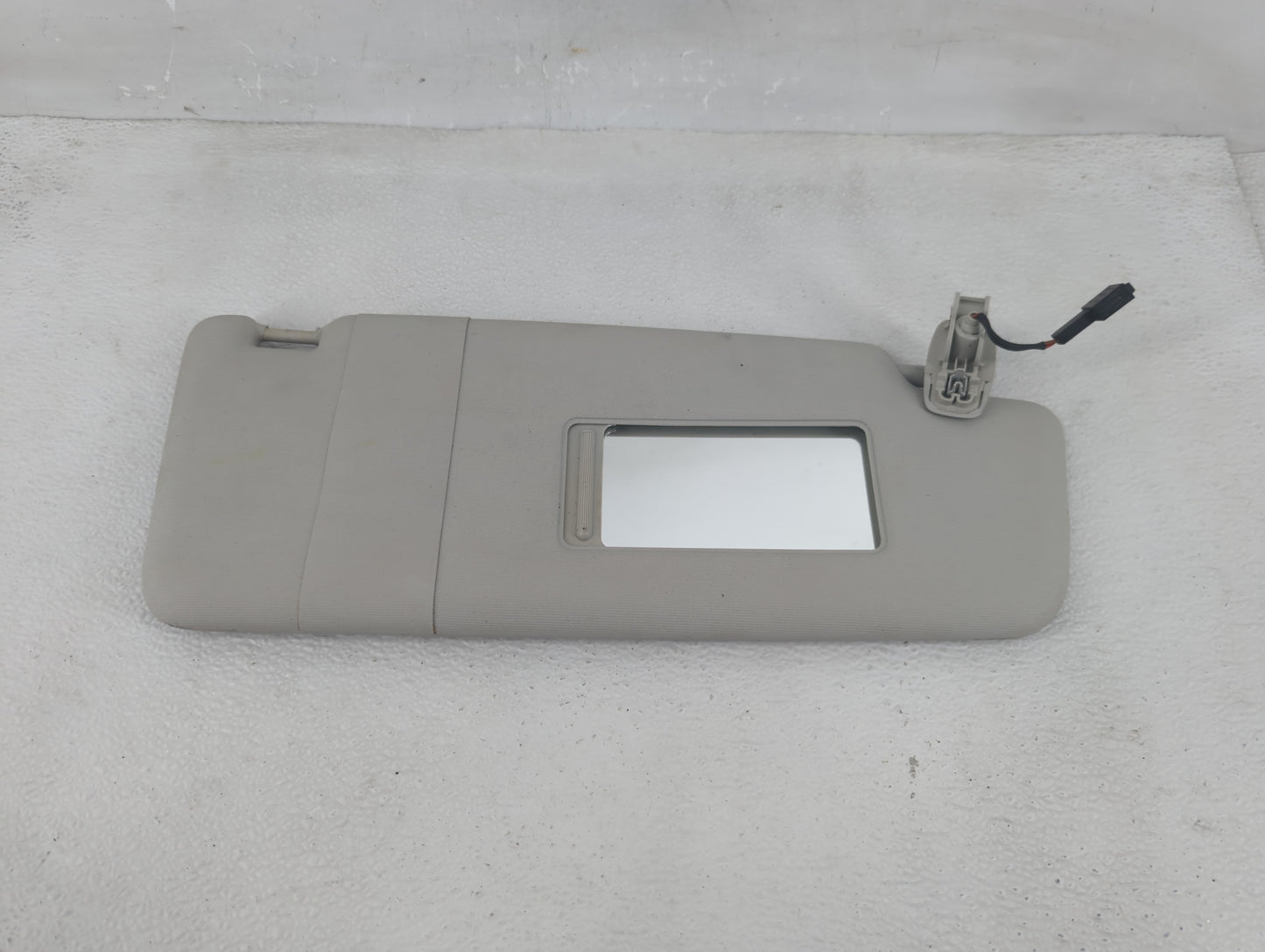 2012-2020 Volkswagen Passat Sun Visor Shade Replacement Passenger Right Mirror Fits OEM Used Auto Parts - Oemusedautoparts1.