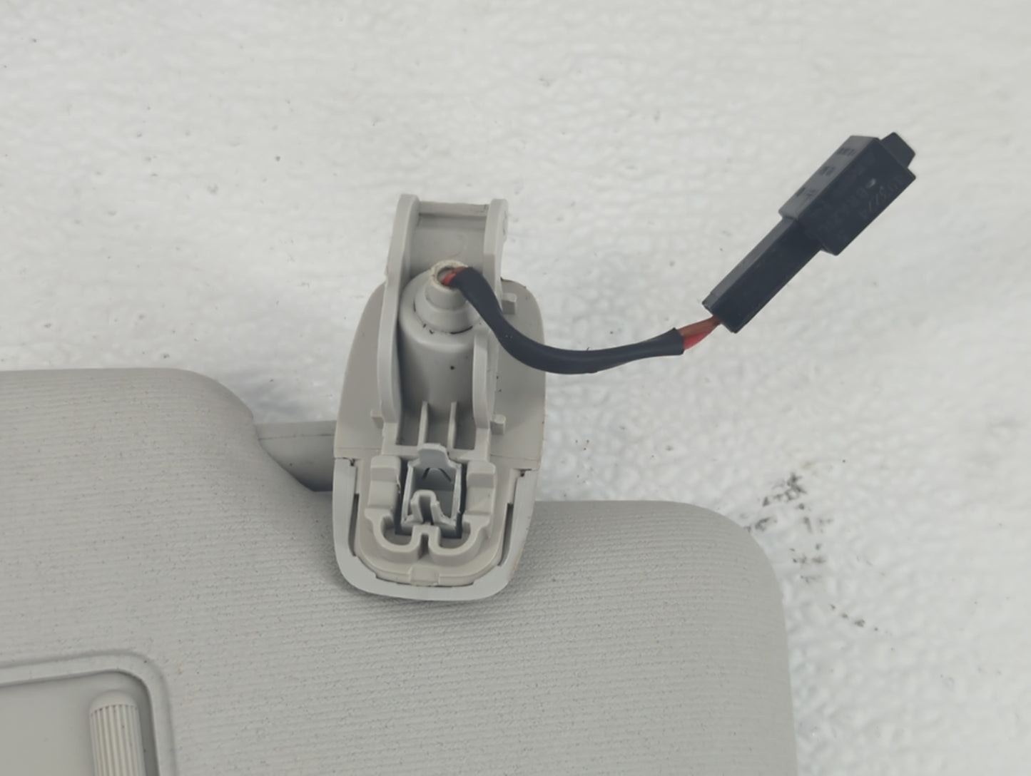2012-2020 Volkswagen Passat Sun Visor Shade Replacement Passenger Right Mirror Fits OEM Used Auto Parts - Oemusedautoparts1.