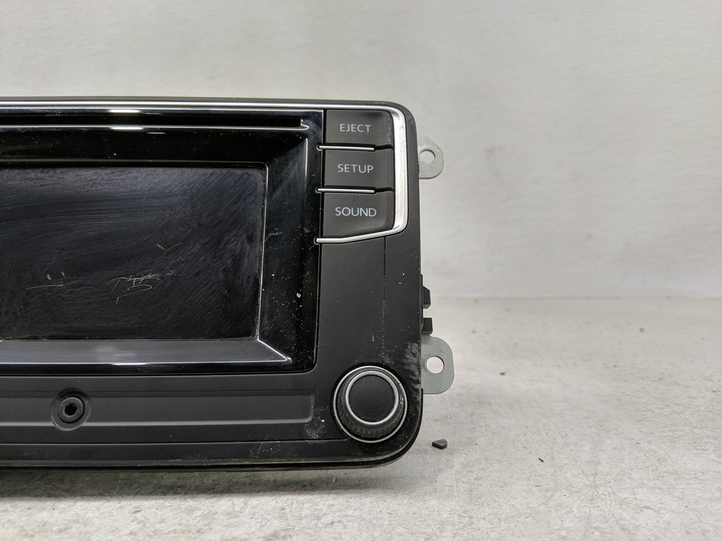 2016 Volkswagen Passat Radio AM FM Cd Player Receiver Replacement P/N:561 035 150 Fits Fits 2013 2014 2015 2017 OEM Used Aut