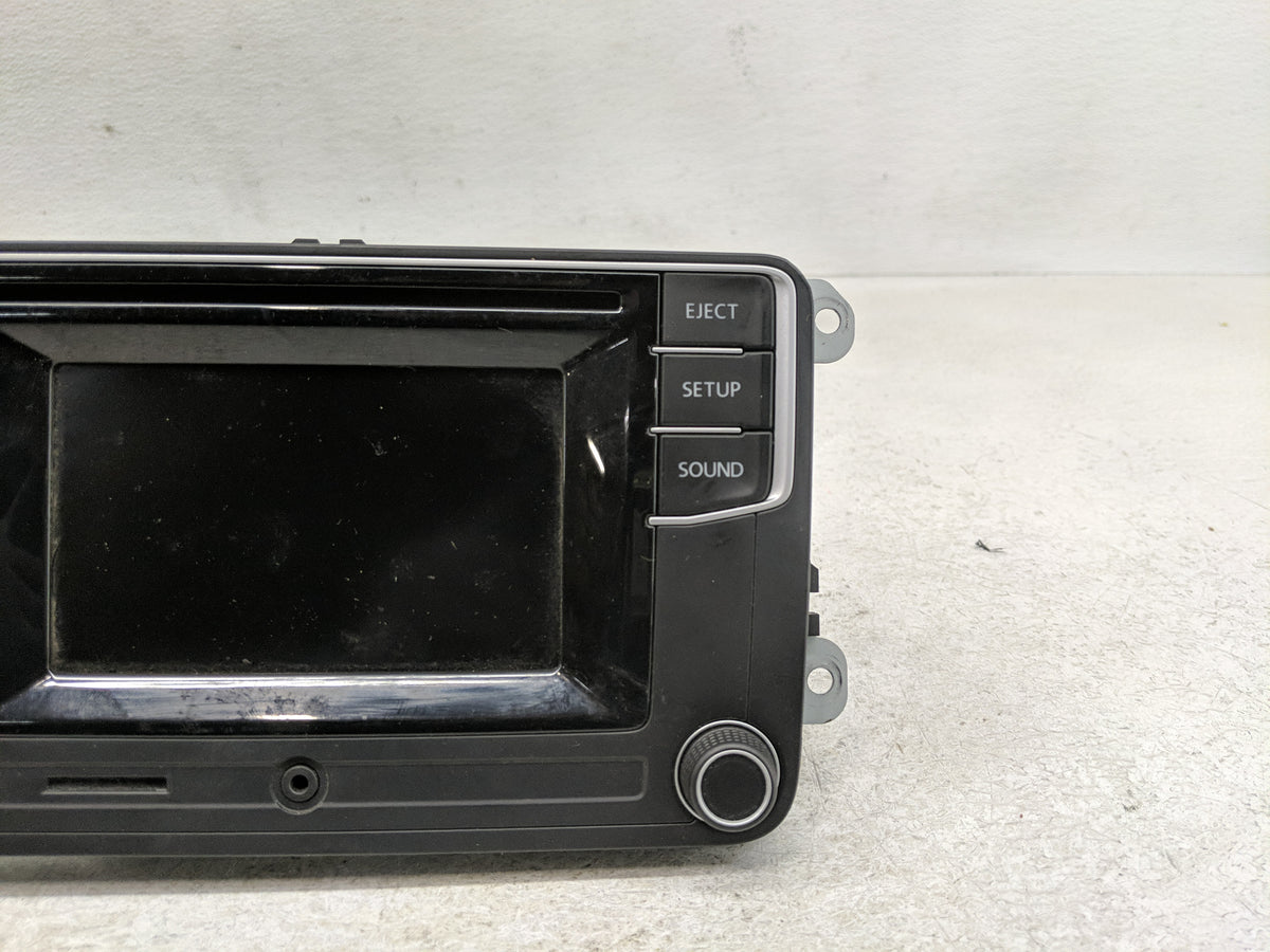 2016 Volkswagen Passat Radio AM FM Cd Player Receiver Replacement P/N:561 035 150 Fits OEM Used Auto Parts - Oemusedautopart