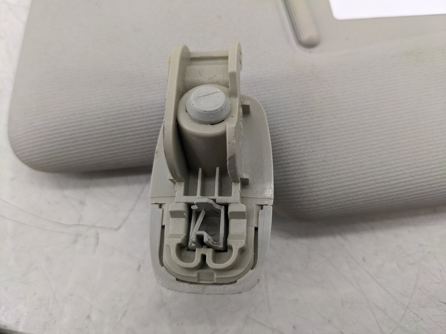 2012-2020 Volkswagen Passat Sun Visor Shade Replacement Passenger Right Mirror Fits OEM Used Auto Parts - Oemusedautoparts1.