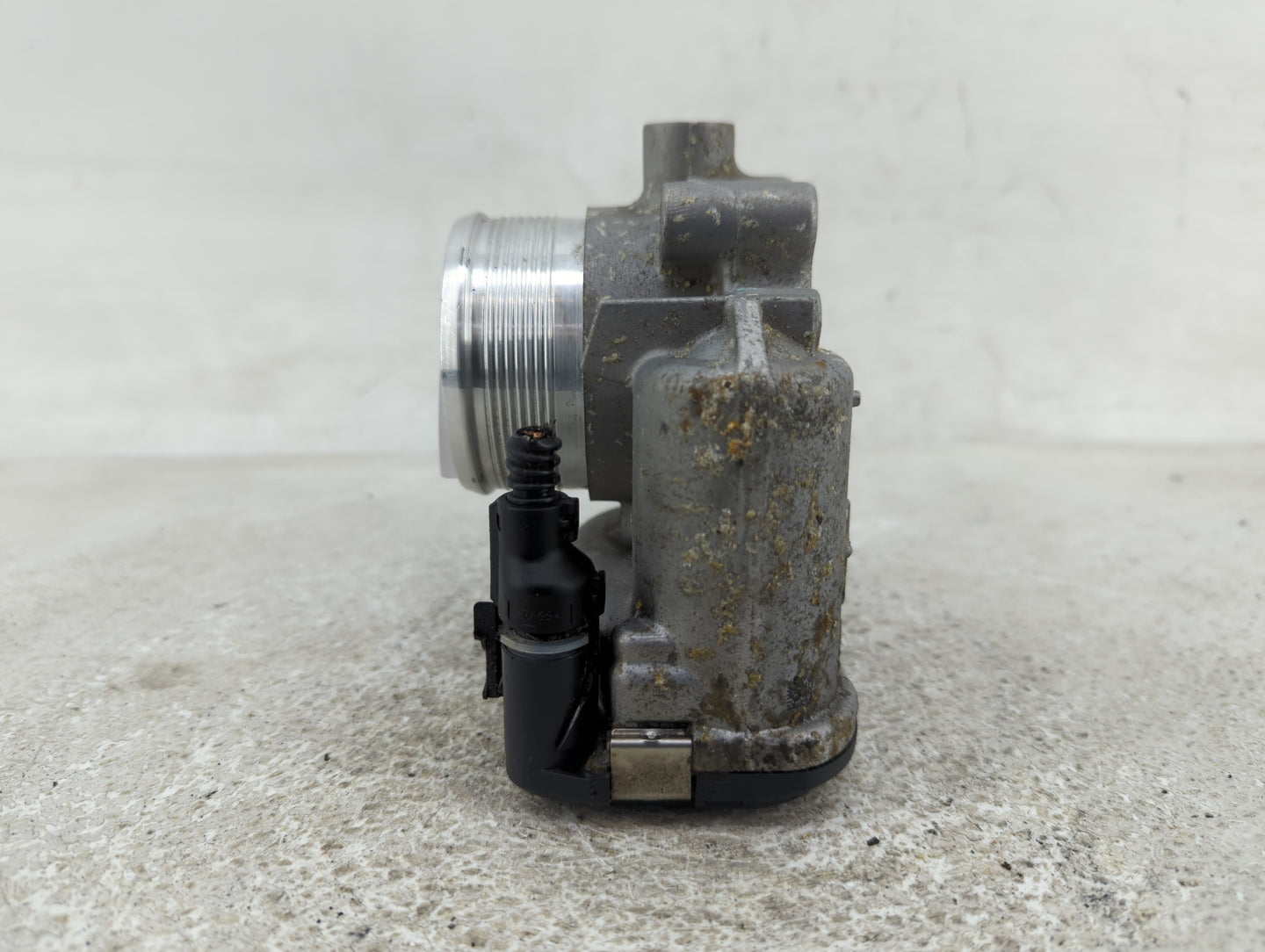 2014-2017 Volkswagen Passat Throttle Body P/N:0280750590 06K133062E Fits Fits 2014 2015 2016 2017 OEM Used Auto Parts - Oemu