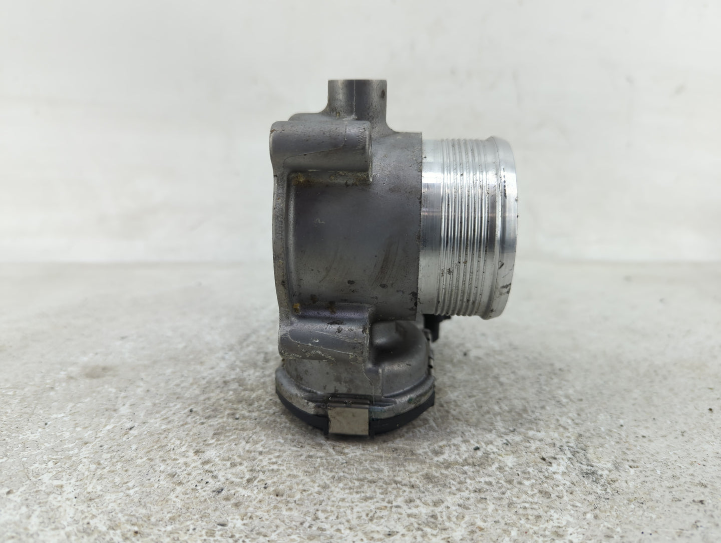 2014-2017 Volkswagen Passat Throttle Body P/N:0280750590 06K133062E Fits Fits 2014 2015 2016 2017 OEM Used Auto Parts - Oemu