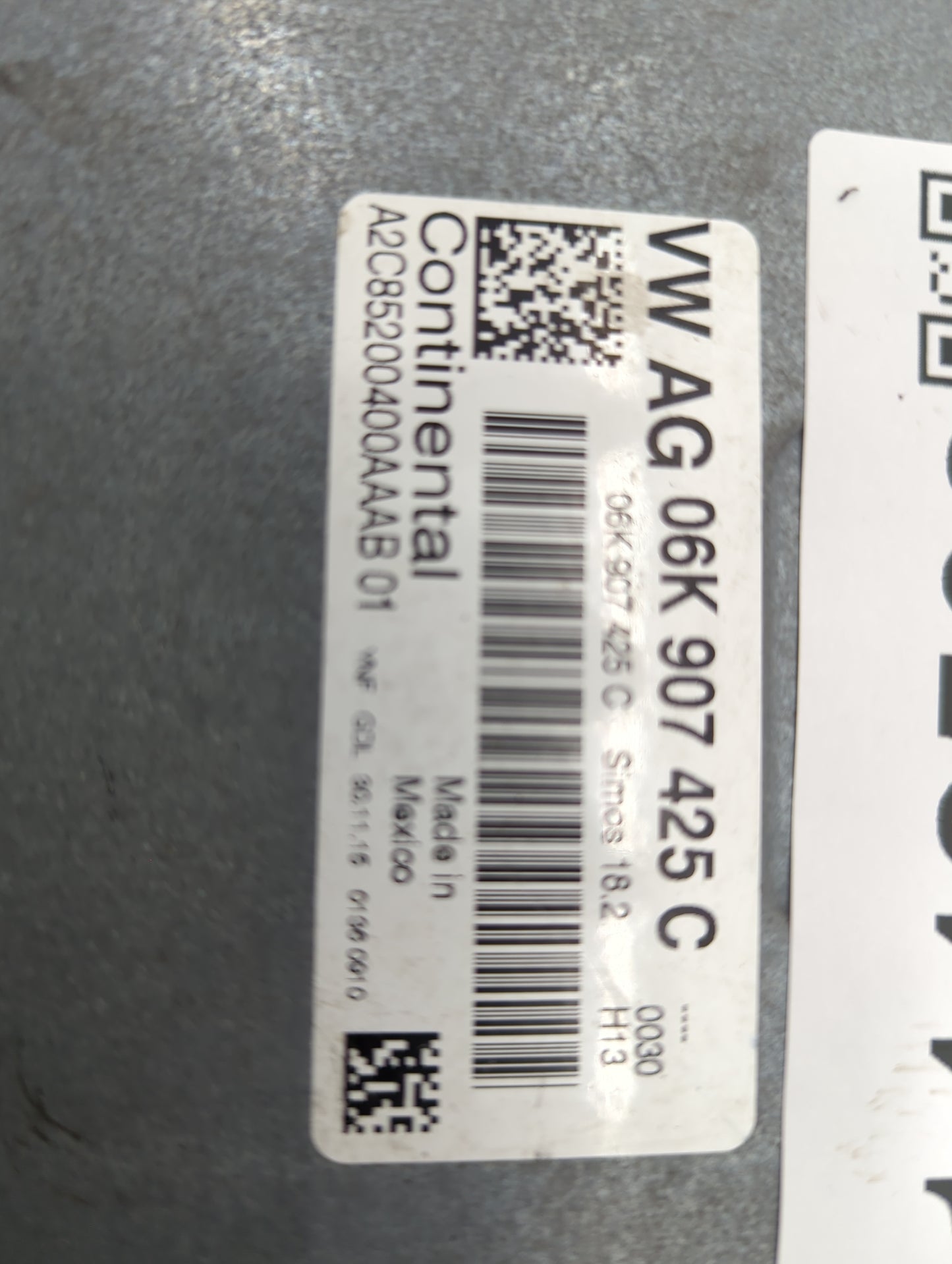 2016-2017 Volkswagen Passat PCM Engine Control Computer ECU ECM PCU OEM P/N:06K907425C A2C85200400AAB01 Fits Fits 2016 2017 