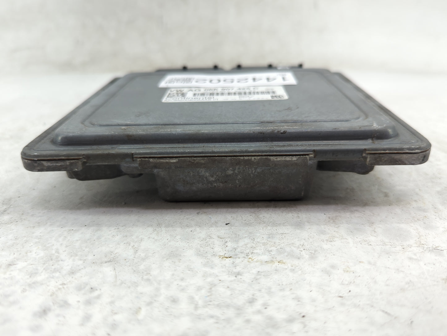 2016-2017 Volkswagen Passat PCM Engine Control Computer ECU ECM PCU OEM P/N:06K907425C A2C85200400AAB01 Fits Fits 2016 2017 