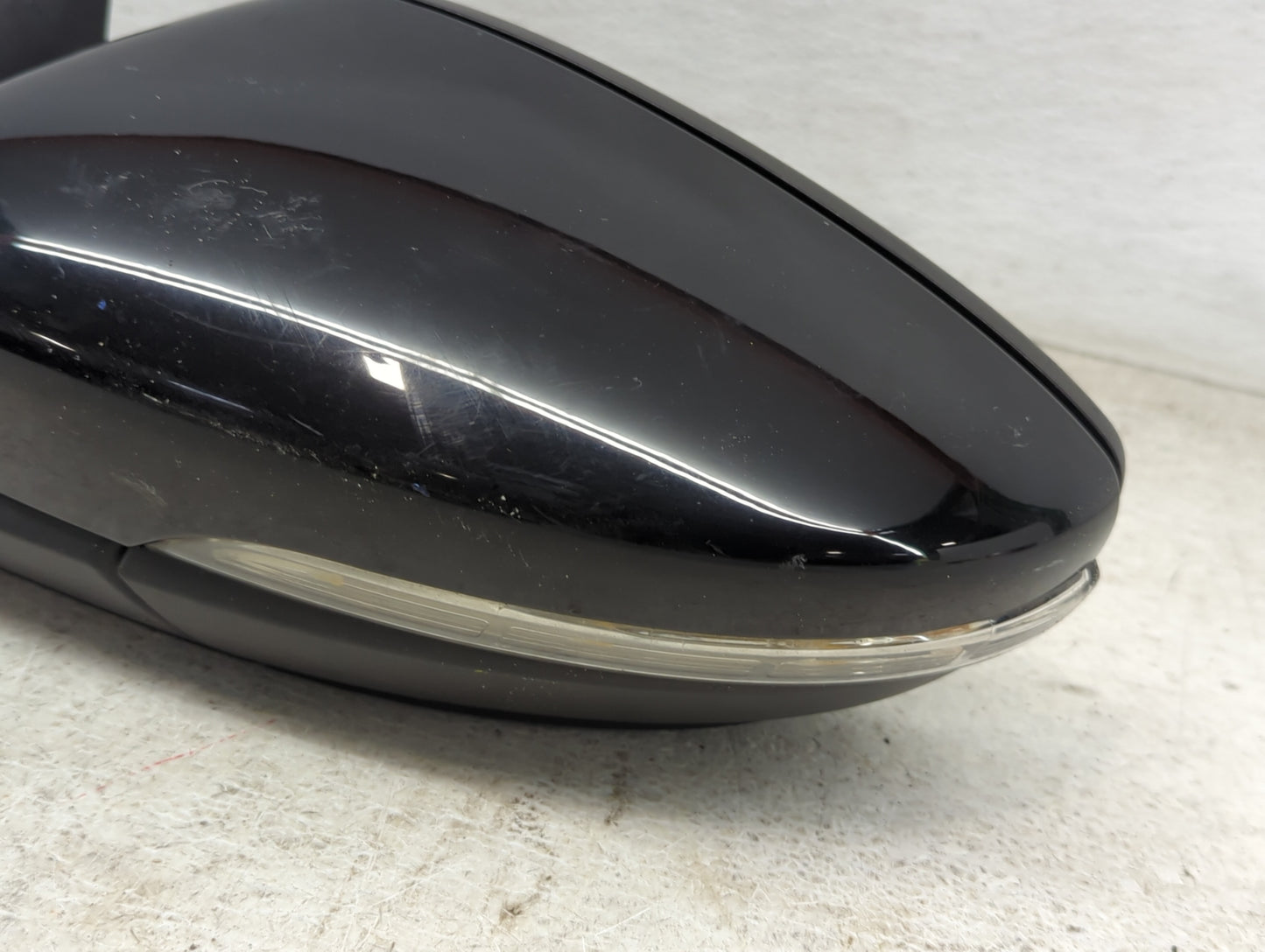 2016-2020 Volkswagen Passat Driver Side View Mirror - Left Door Mirror OEM Used - Oemusedautoparts1.com