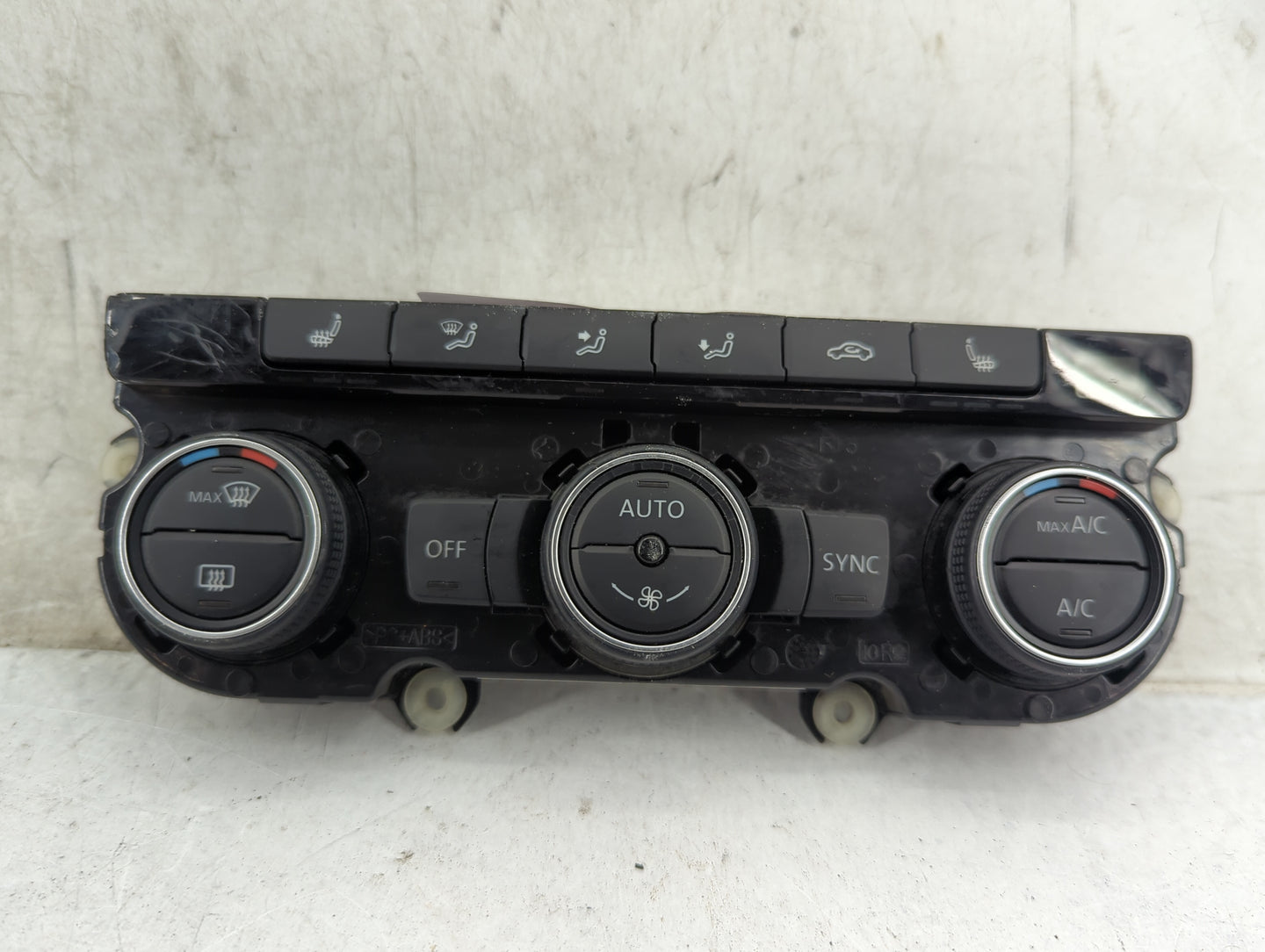 2016-2019 Volkswagen Passat Climate Control Module Temperature AC/Heater Replacement P/N:561907044AM 5HB012344-04 Fits OEM U