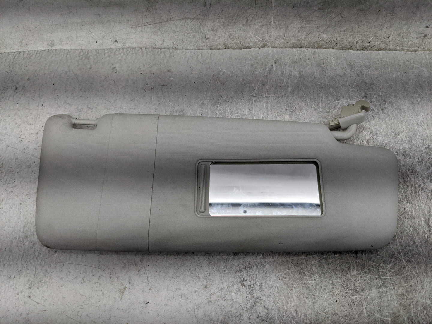 2012-2020 Volkswagen Passat Sun Visor Shade Replacement Passenger Right Mirror Fits OEM Used Auto Parts - Oemusedautoparts1.