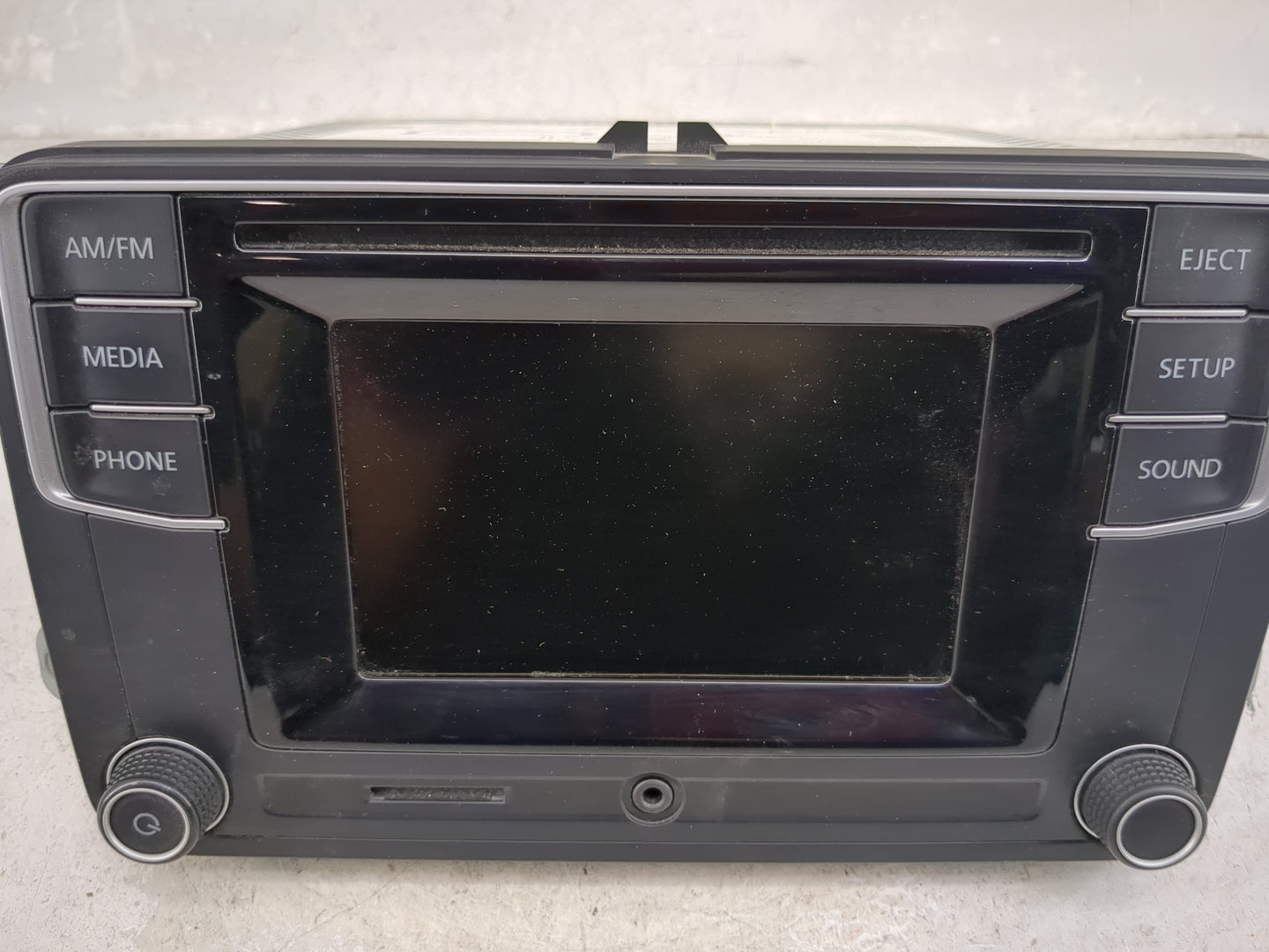 2016 Volkswagen Passat Radio AM FM Cd Player Receiver Replacement P/N:561035150 L56VW2, 5610351506495 Fits OEM Used Auto Par