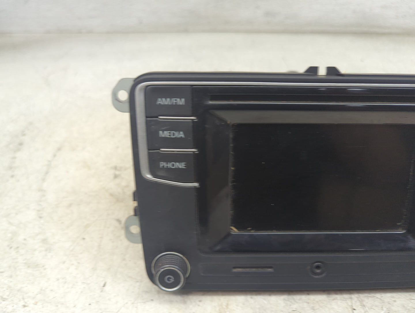 2016 Volkswagen Passat Radio AM FM Cd Player Receiver Replacement P/N:561035150 561 035 150, L56VW2 Fits Fits 2013 2014 2015