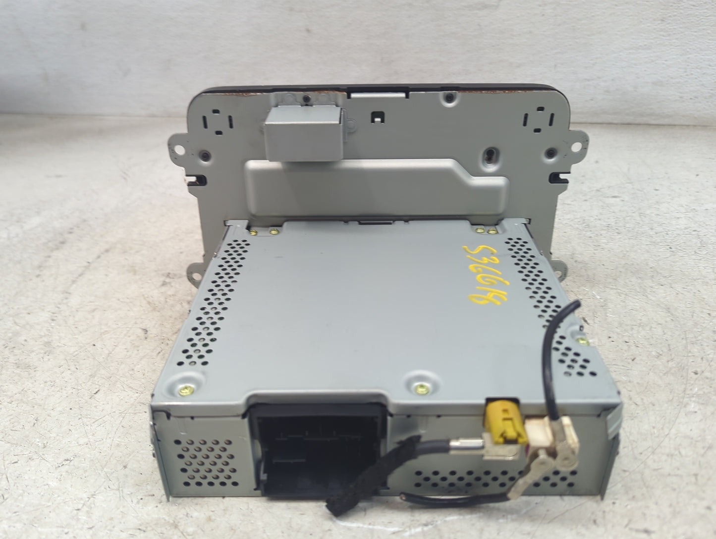2016 Volkswagen Passat Radio AM FM Cd Player Receiver Replacement P/N:561035150 561 035 150, L56VW2 Fits Fits 2013 2014 2015