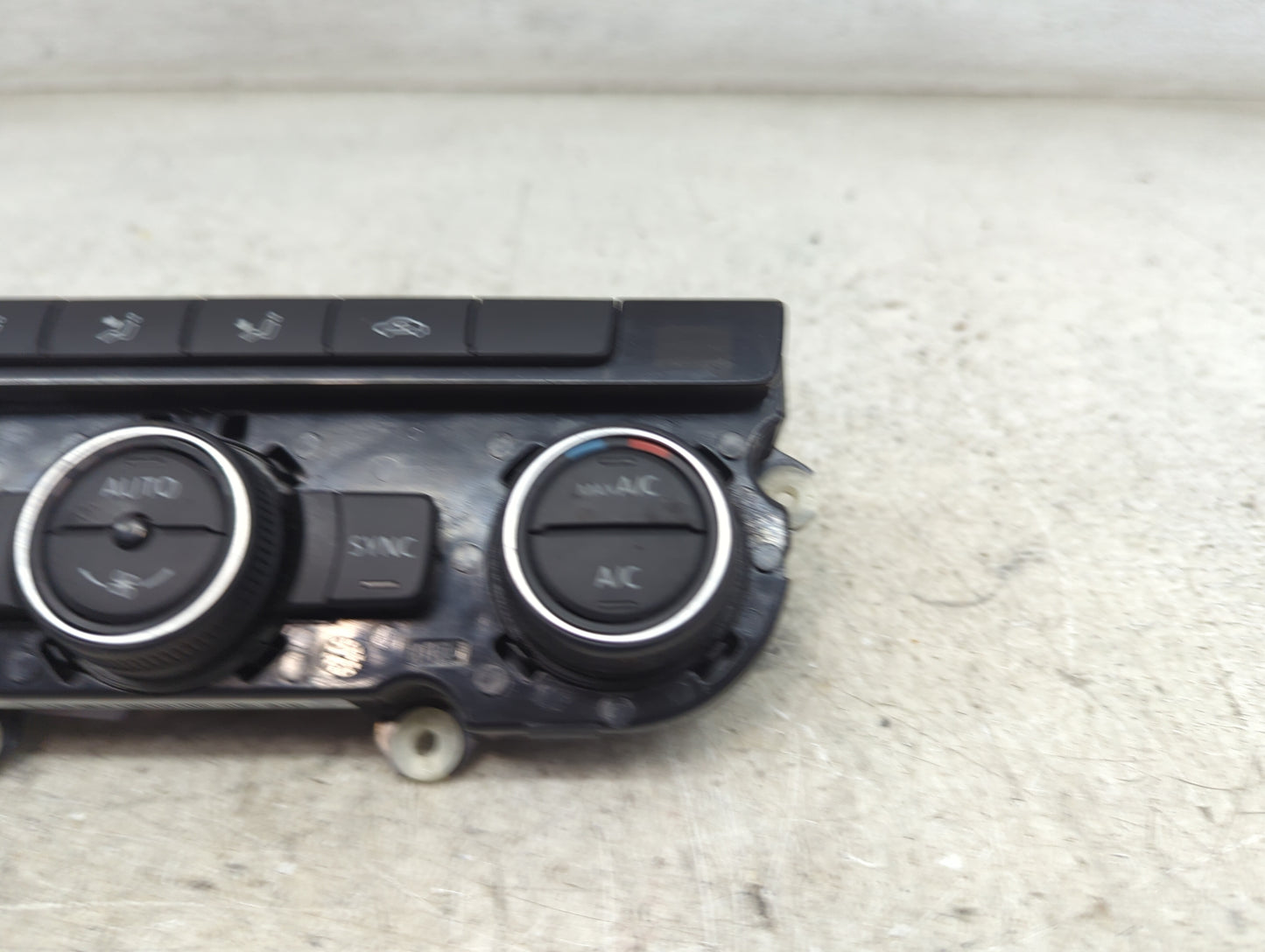 2016-2018 Volkswagen Passat Climate Control Module Temperature AC/Heater Replacement P/N:561907044AN 5HB01234405 Fits OEM Us