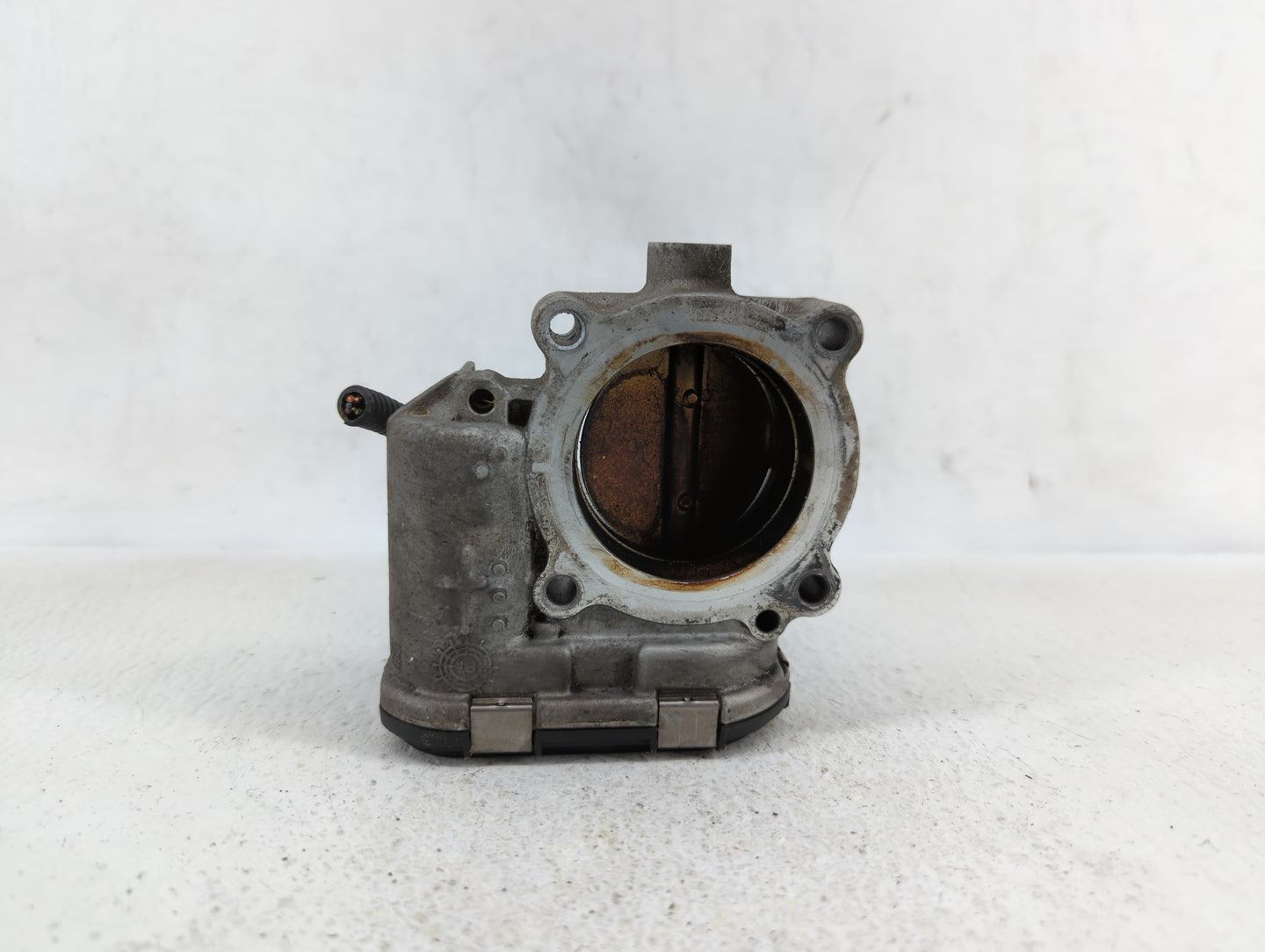 2014-2017 Volkswagen Passat Throttle Body P/N:0 280 750 718 0 280 750590, 06K 133 062 D Fits Fits 2014 2015 2016 2017 OEM Us