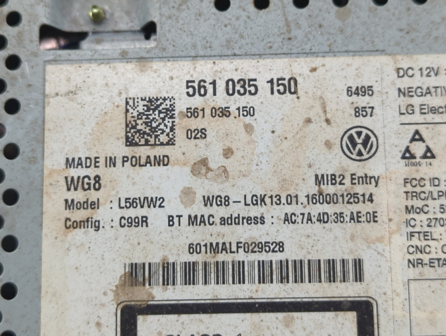2016 Volkswagen Passat Radio AM FM Cd Player Receiver Replacement P/N:561 035 150 Fits OEM Used Auto Parts - Oemusedautopart