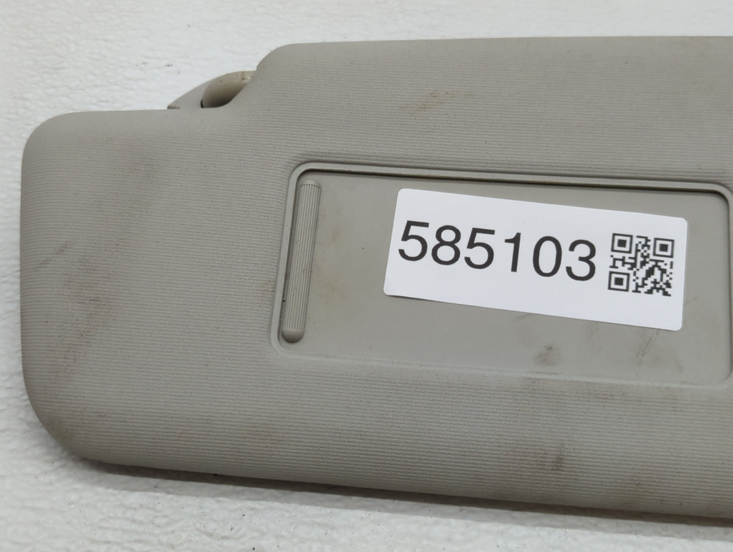 2012-2020 Volkswagen Passat Sun Visor Shade Replacement Passenger Right Mirror Fits OEM Used Auto Parts - Oemusedautoparts1.