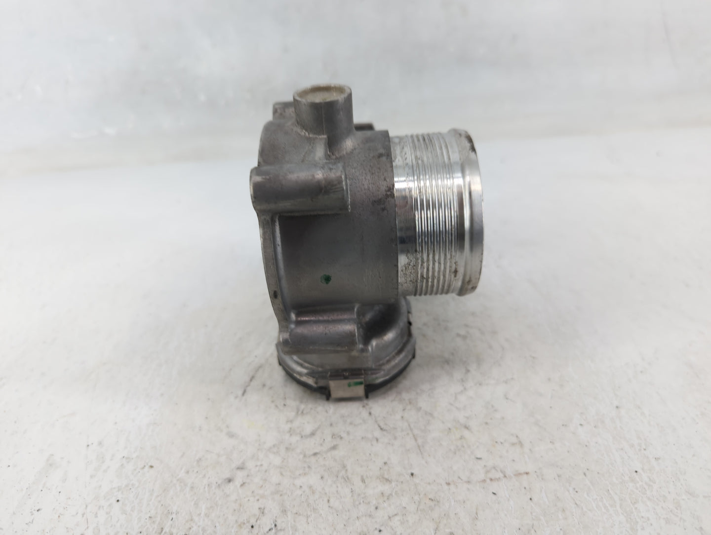 2014-2017 Volkswagen Passat Throttle Body P/N:06K 133 062 E Fits Fits 2014 2015 2016 2017 OEM Used Auto Parts - Oemusedautop