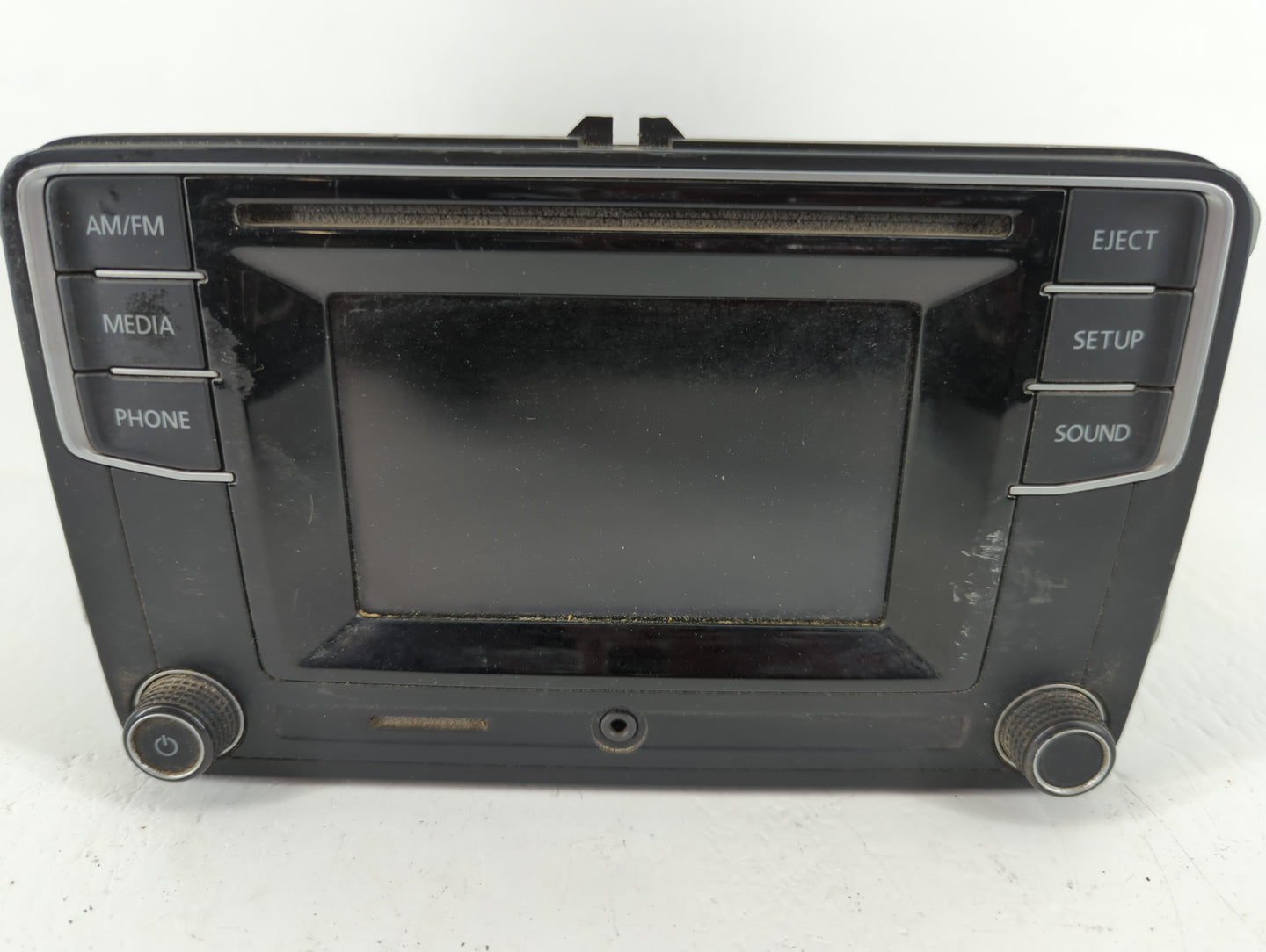 2016 Volkswagen Passat Radio AM FM Cd Player Receiver Replacement P/N:561 035 150 Fits Fits 2013 2014 2015 2017 OEM Used Aut