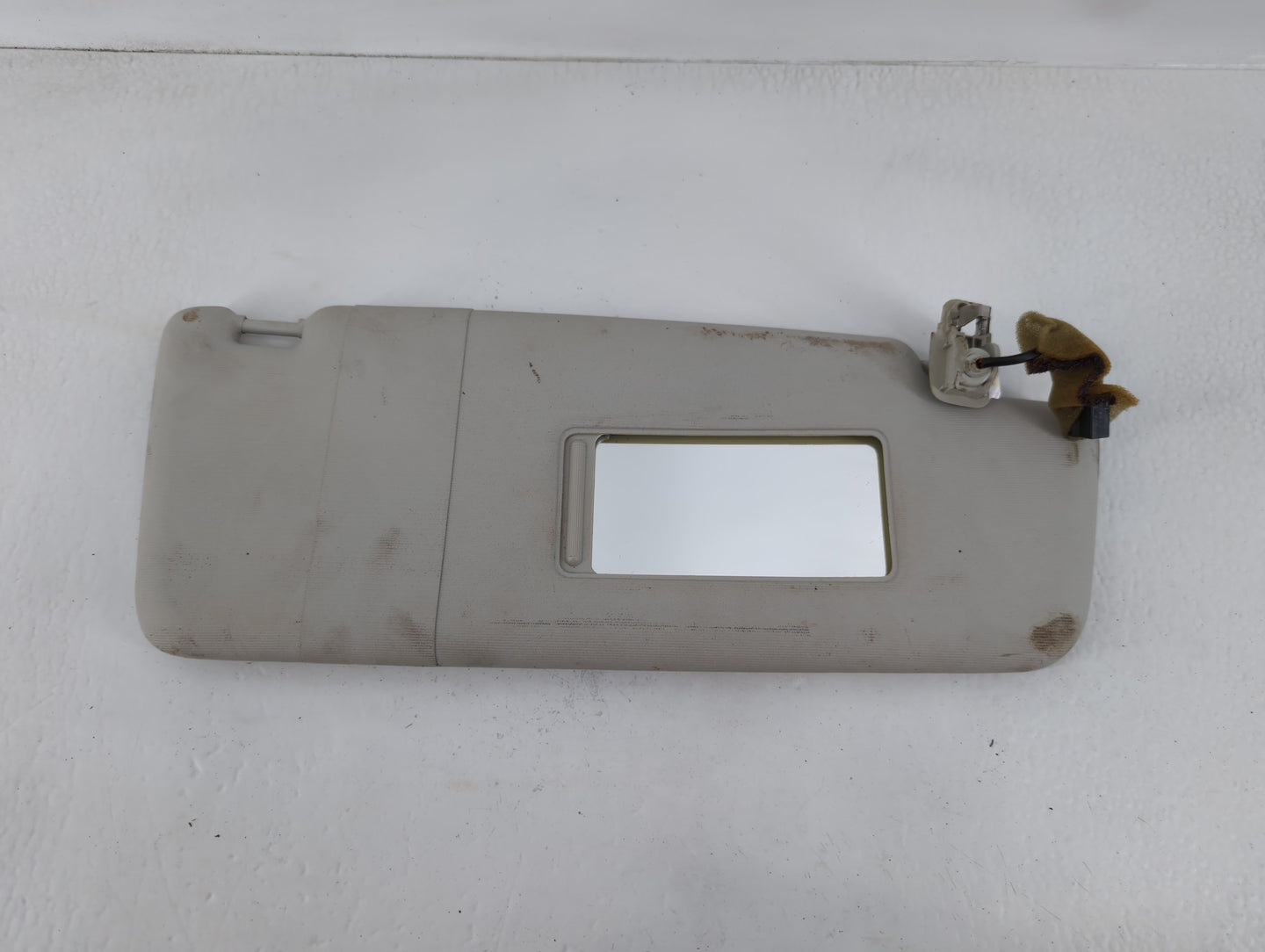 2012-2020 Volkswagen Passat Sun Visor Shade Replacement Passenger Right Mirror Fits OEM Used Auto Parts - Oemusedautoparts1.