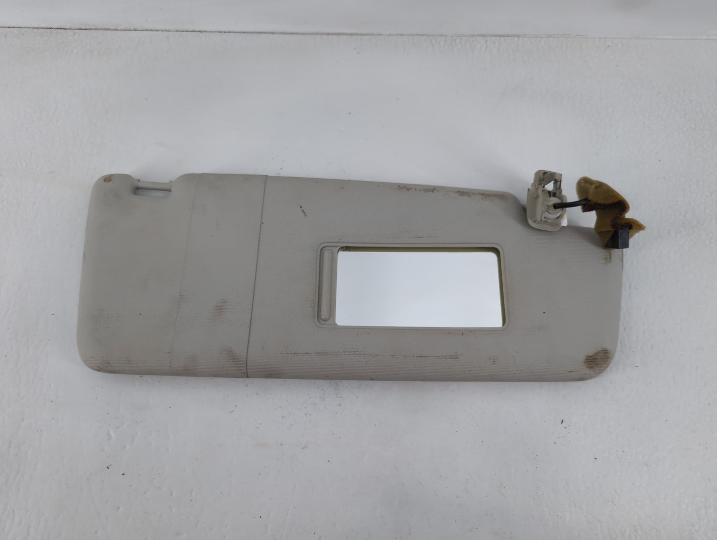 2012-2020 Volkswagen Passat Sun Visor Shade Replacement Passenger Right Mirror Fits OEM Used Auto Parts - Oemusedautoparts1.
