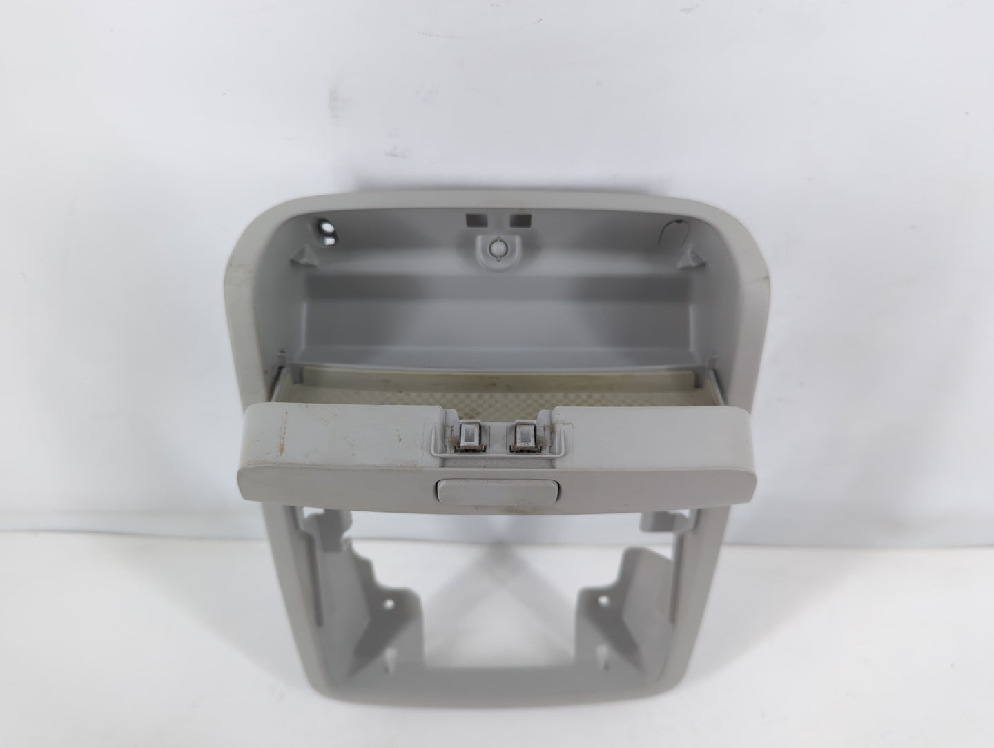 2016-2020 Volkswagen Passat Overhead Roof Console 747954 - Oemusedautoparts1.com