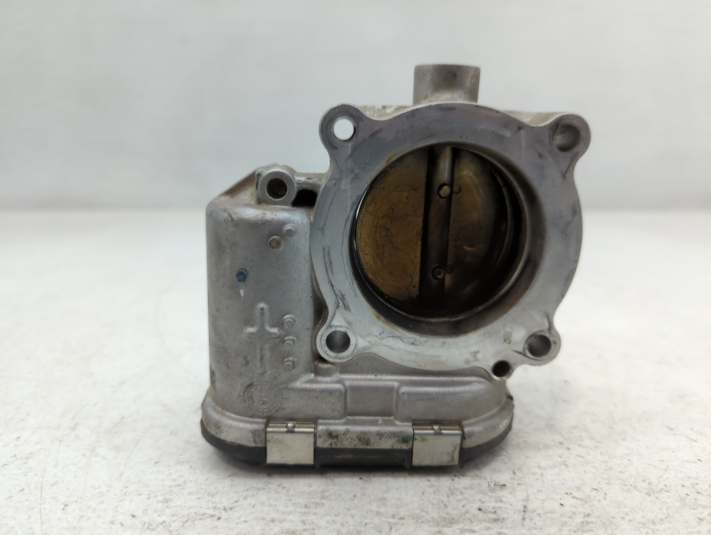 2014-2017 Volkswagen Passat Throttle Body P/N:06K 133 062 E Fits Fits 2014 2015 2016 2017 OEM Used Auto Parts - Oemusedautop