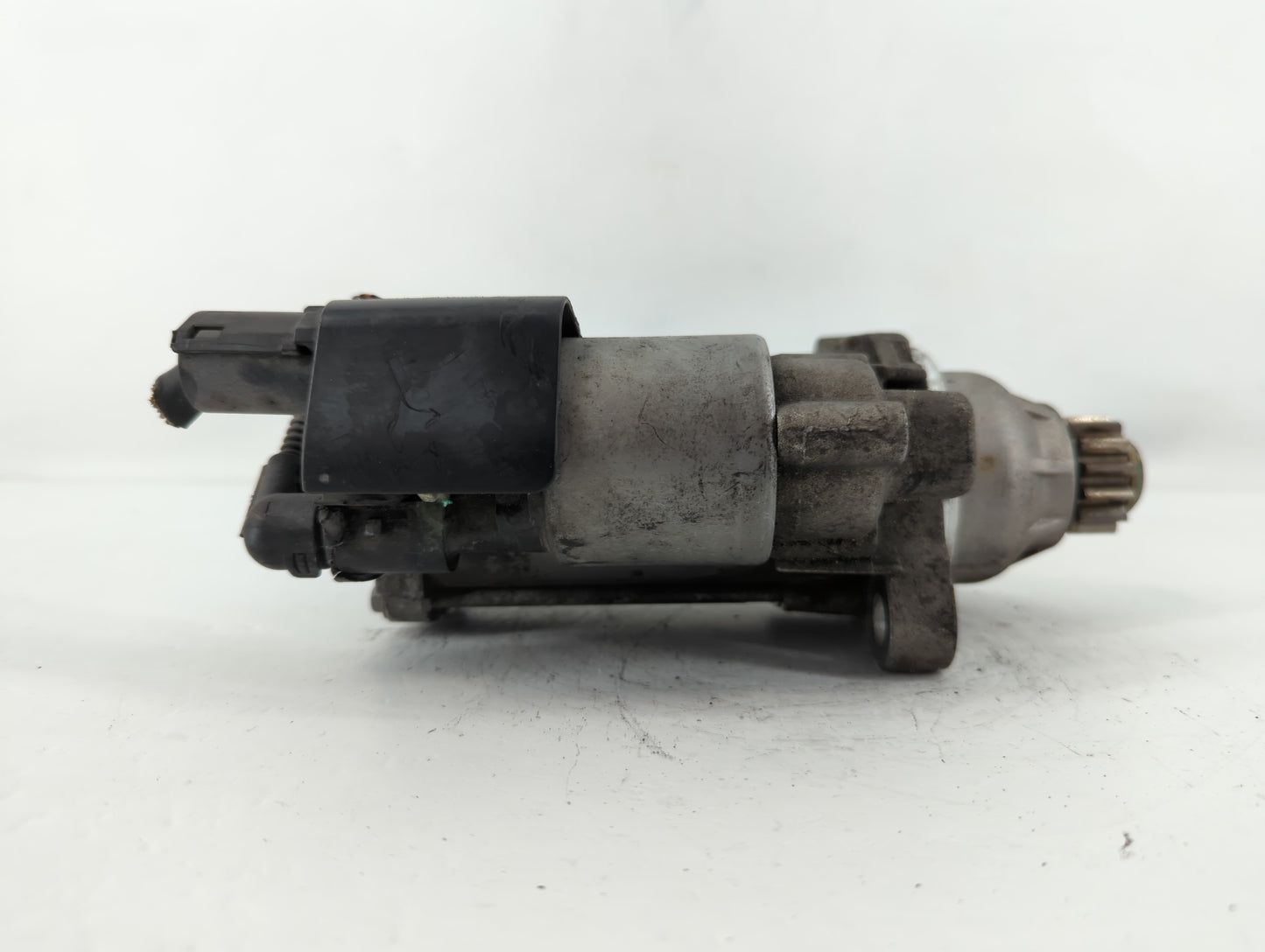 2014-2020 Volkswagen Passat Car Starter Motor Solenoid OEM P/N:28022017 02M 911 024 R Fits OEM Used Auto Parts - Oemusedauto