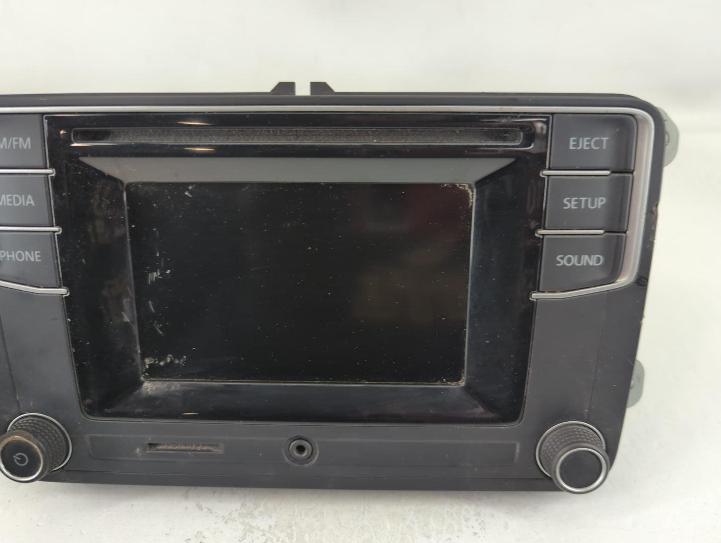 2016 Volkswagen Passat Radio AM FM Cd Player Receiver Replacement P/N:561 035 150 Fits Fits 2013 2014 2015 2017 OEM Used Aut