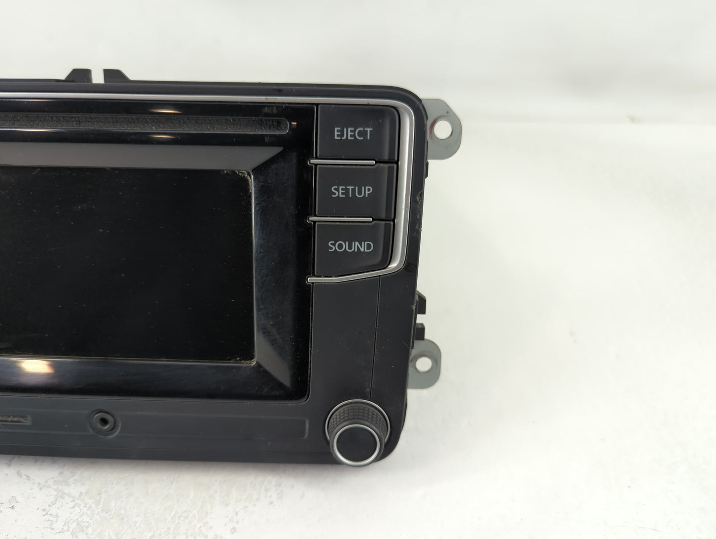 2016 Volkswagen Passat Radio AM FM Cd Player Receiver Replacement P/N:561 035 150 Fits Fits 2013 2014 2015 2017 OEM Used Aut