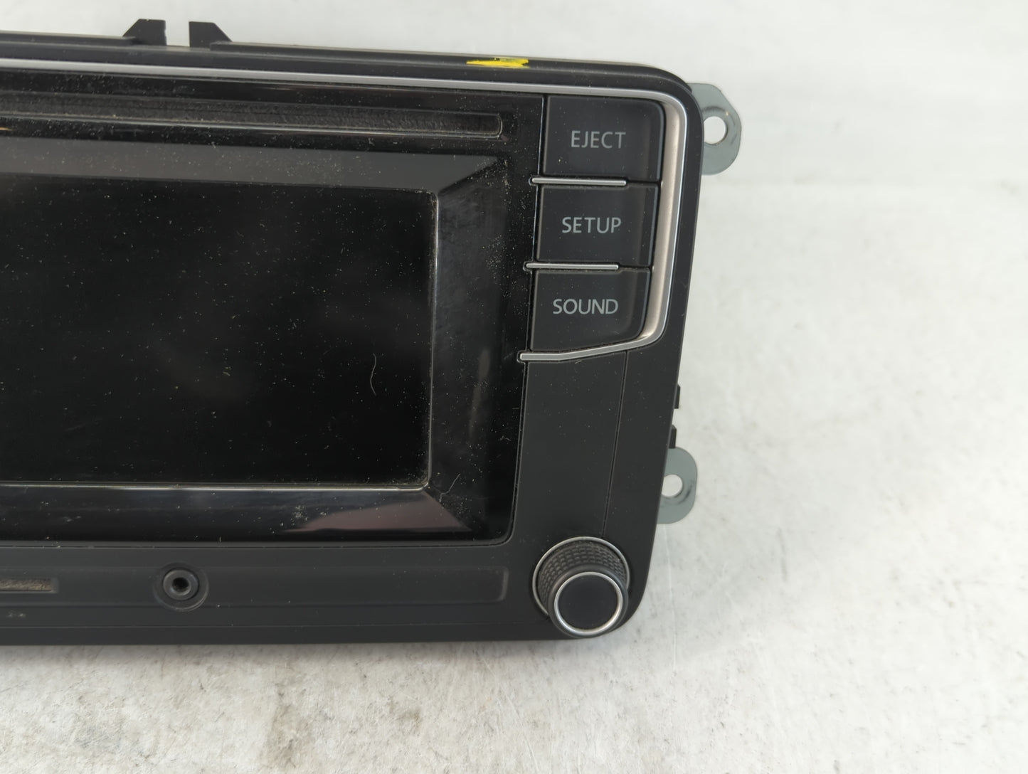 2016 Volkswagen Passat Radio AM FM Cd Player Receiver Replacement P/N:561 035 150 Fits Fits 2013 2014 2015 2017 OEM Used Aut