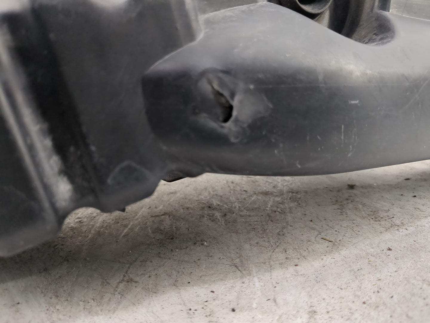 2009-2018 Volkswagen Tiguan Air Cleaner Intake-duct Hose Tube - Oemusedautoparts1.com