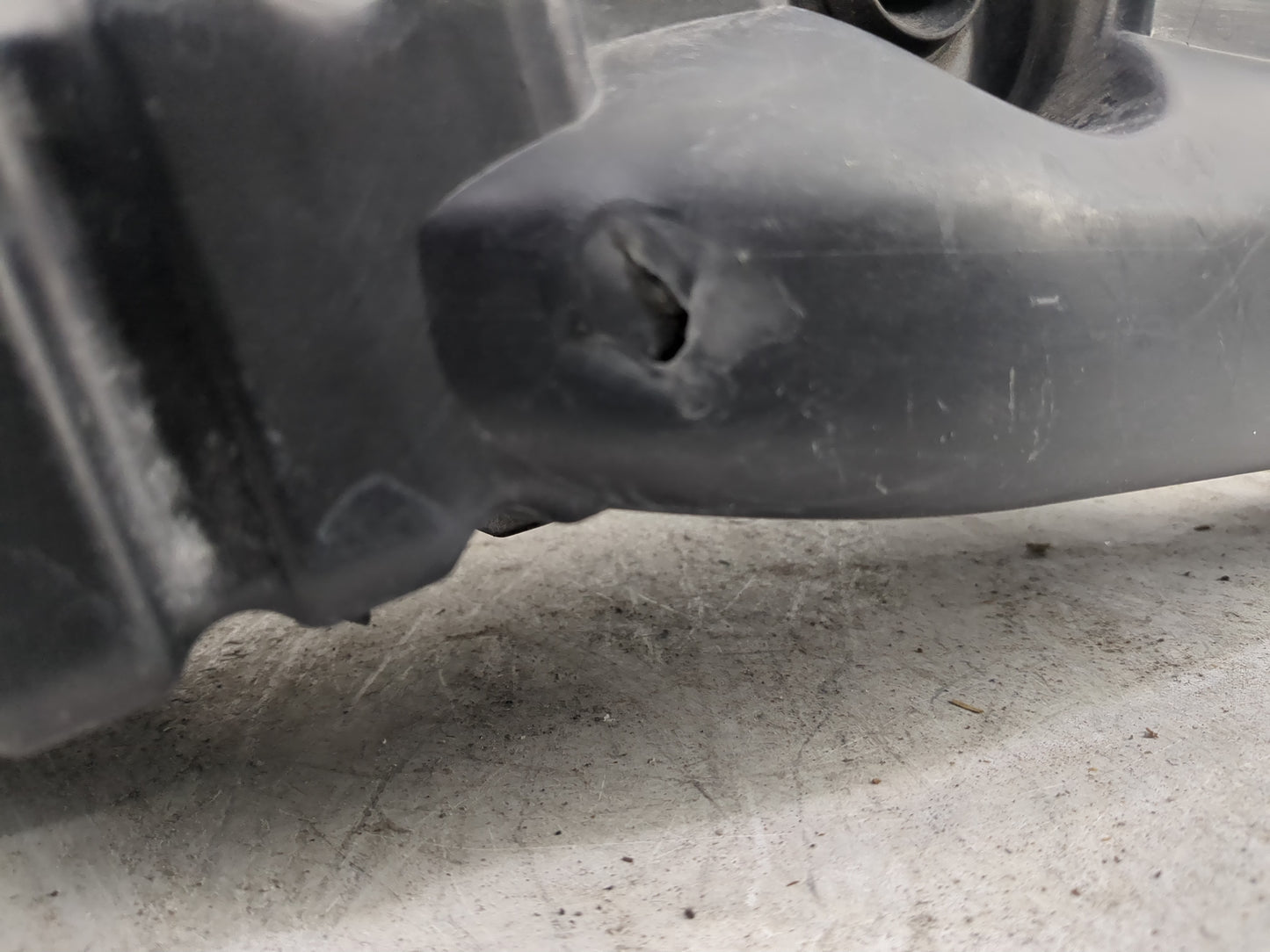 2009-2018 Volkswagen Tiguan Air Cleaner Intake-duct Hose Tube - Oemusedautoparts1.com