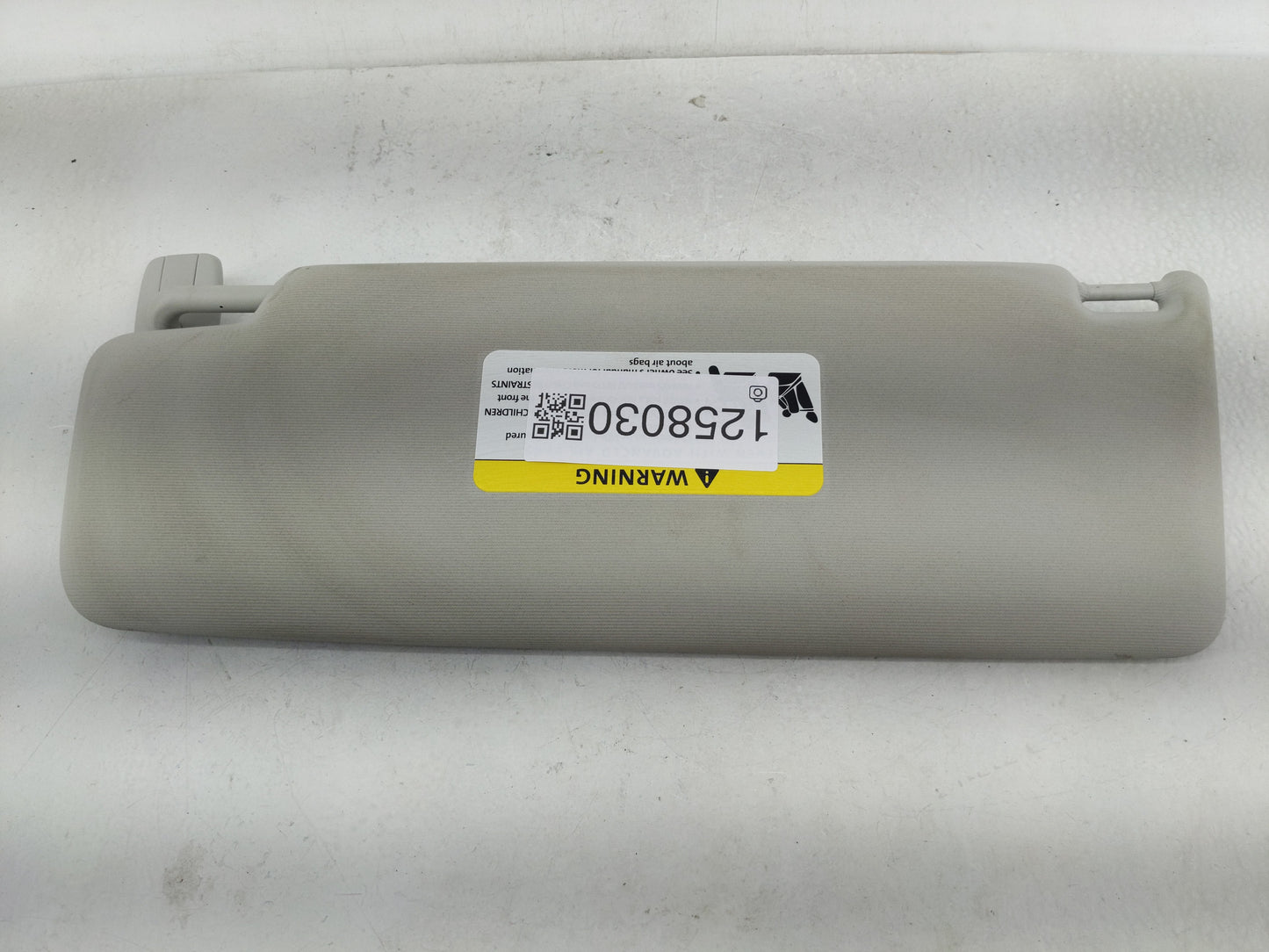 2009-2018 Volkswagen Tiguan Sun Visor Shade Replacement Passenger Right Mirror Fits OEM Used Auto Parts - Oemusedautoparts1.