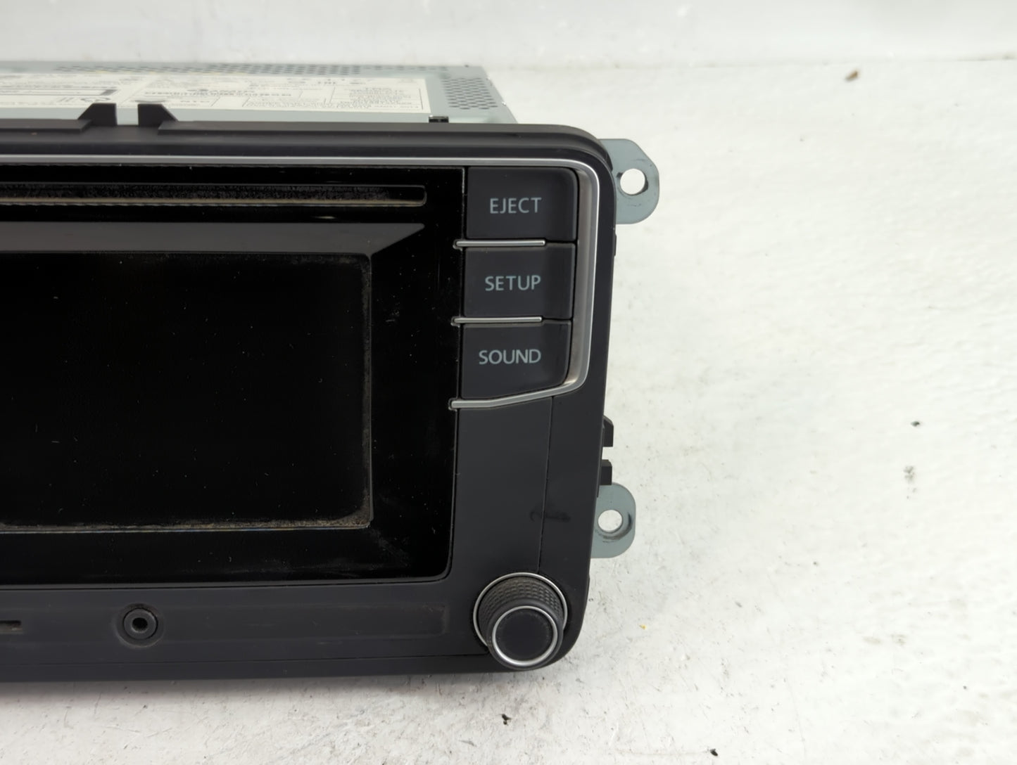 2016 Volkswagen Tiguan Radio AM FM Cd Player Receiver Replacement P/N:561 035 150 Fits Fits 2013 2014 2015 2017 OEM Used Aut