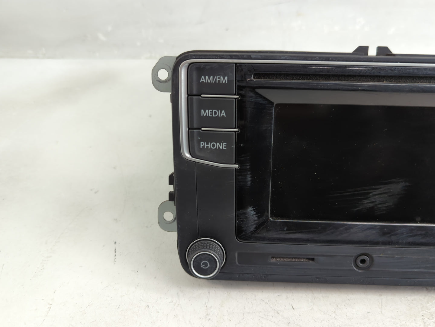 2016 Volkswagen Tiguan Radio AM FM Cd Player Receiver Replacement P/N:561 035 150 Fits Fits 2013 2014 2015 2017 OEM Used Aut