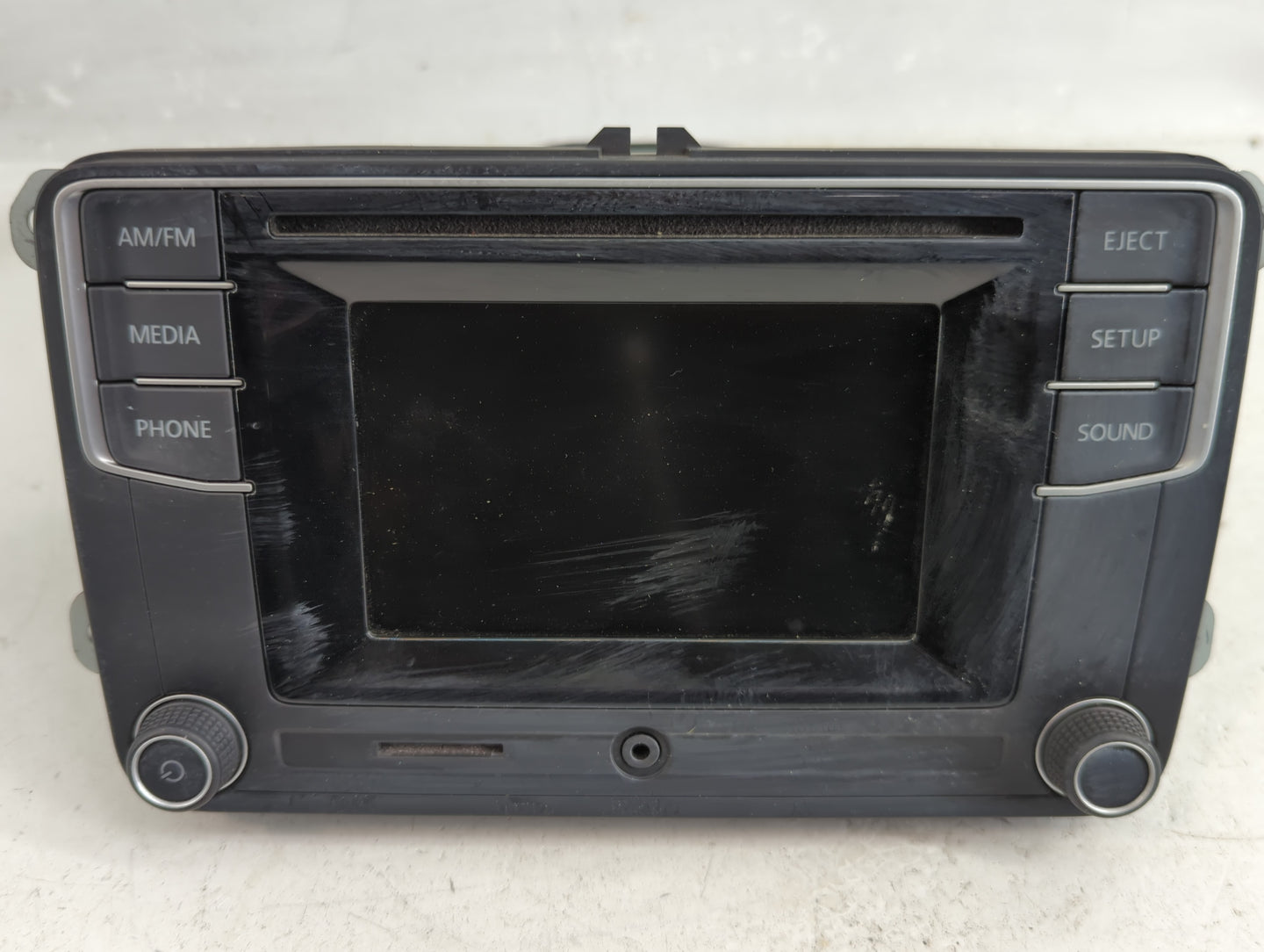 2016 Volkswagen Tiguan Radio AM FM Cd Player Receiver Replacement P/N:561 035 150 Fits Fits 2013 2014 2015 2017 OEM Used Aut