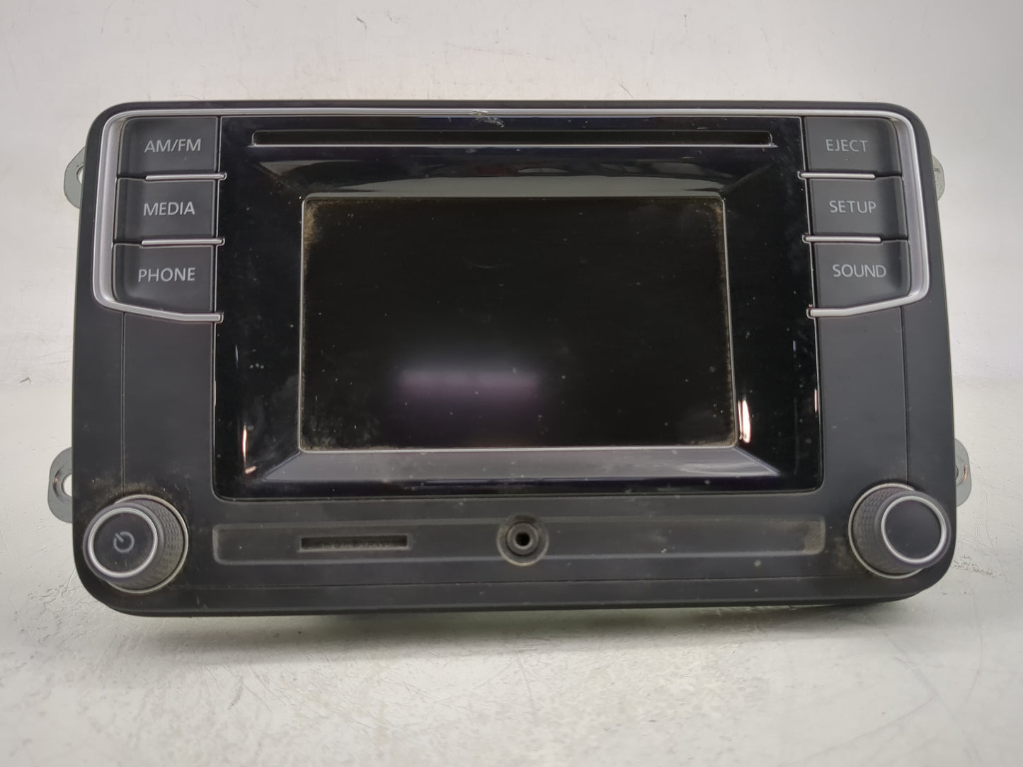 2016 Volkswagen Tiguan Radio AM FM Cd Player Receiver Replacement P/N:561 035 150 Fits Fits 2013 2014 2015 2017 OEM Used Aut