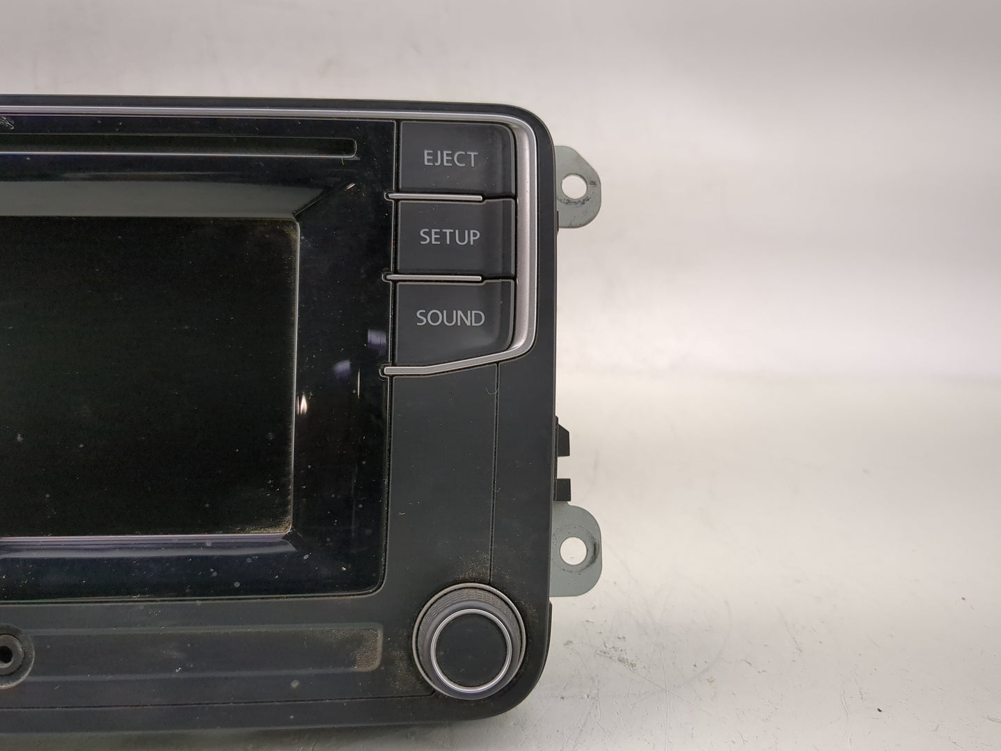 2016 Volkswagen Tiguan Radio AM FM Cd Player Receiver Replacement P/N:561 035 150 Fits Fits 2013 2014 2015 2017 OEM Used Aut