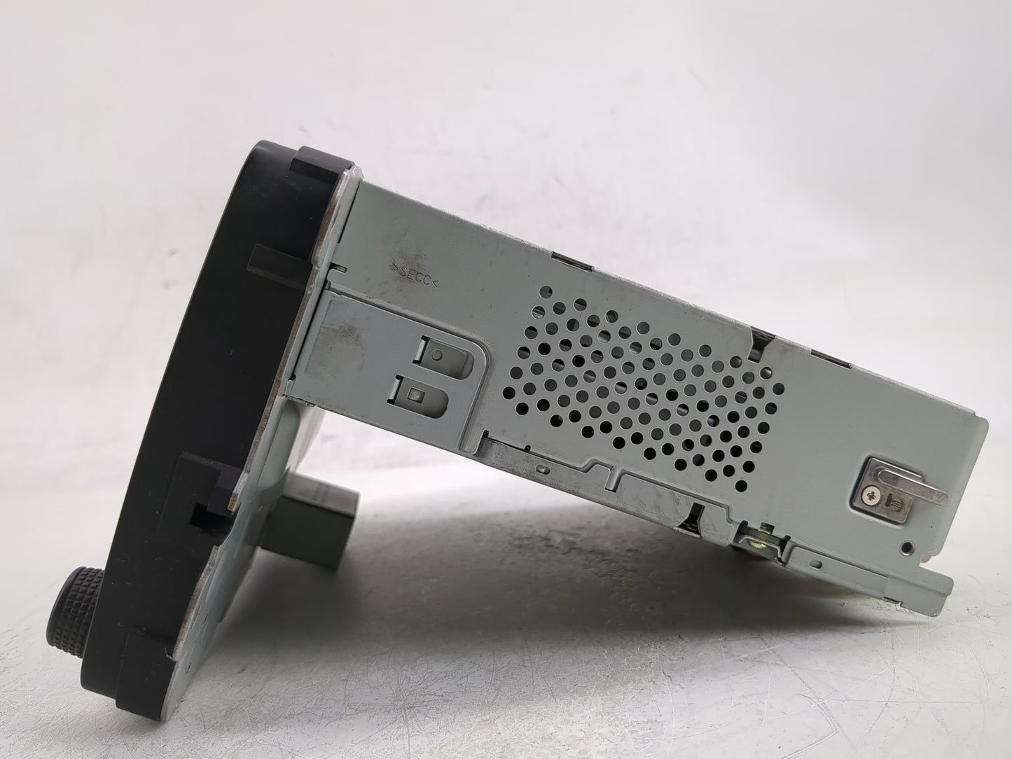 2016 Volkswagen Tiguan Radio AM FM Cd Player Receiver Replacement P/N:561 035 150 Fits Fits 2013 2014 2015 2017 OEM Used Aut