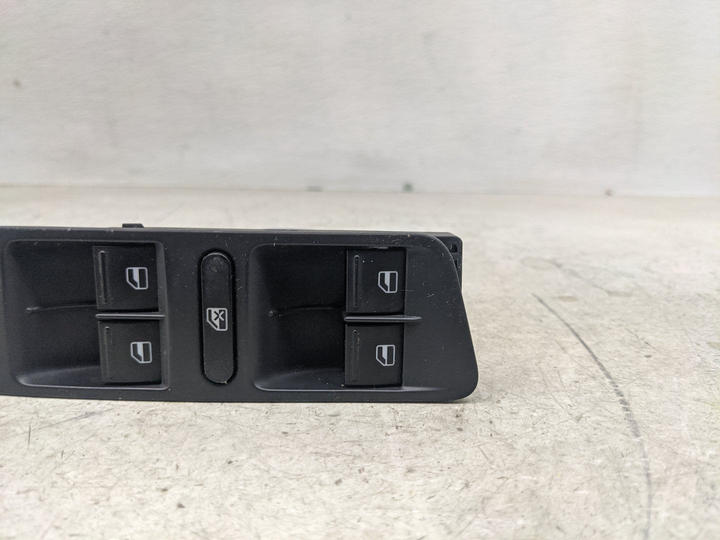2009-2018 Volkswagen Tiguan Master Power Window Switch Replacement Driver Side Left P/N:1K4 959 857 B Fits OEM Used Auto Par