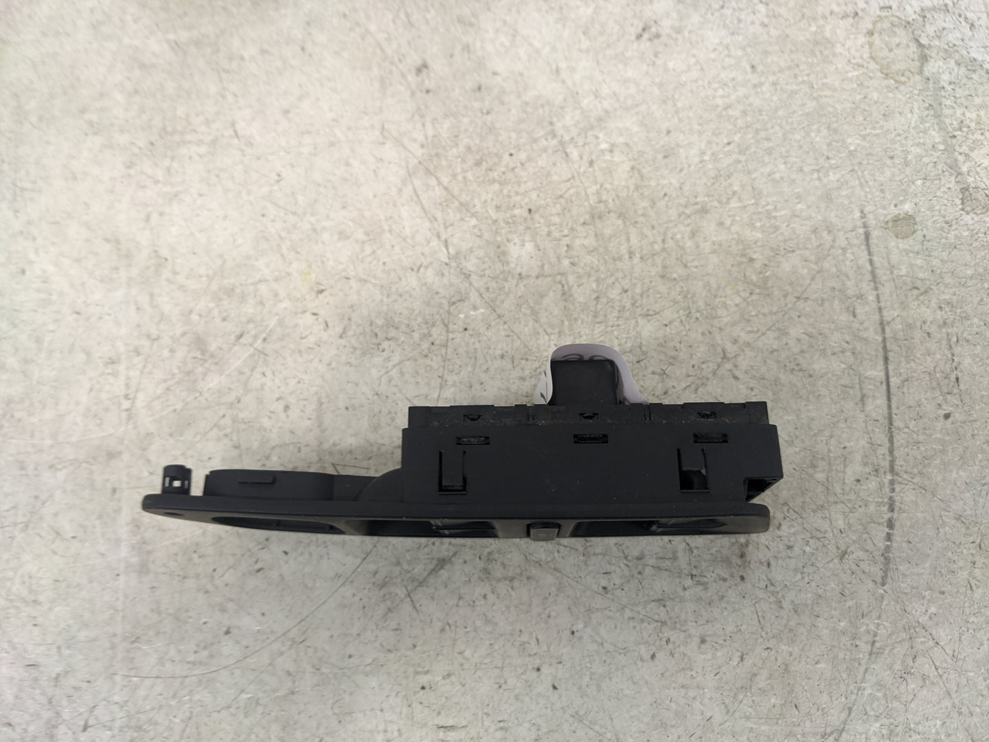 2009-2018 Volkswagen Tiguan Master Power Window Switch Replacement Driver Side Left P/N:1K4 959 857 B Fits OEM Used Auto Par